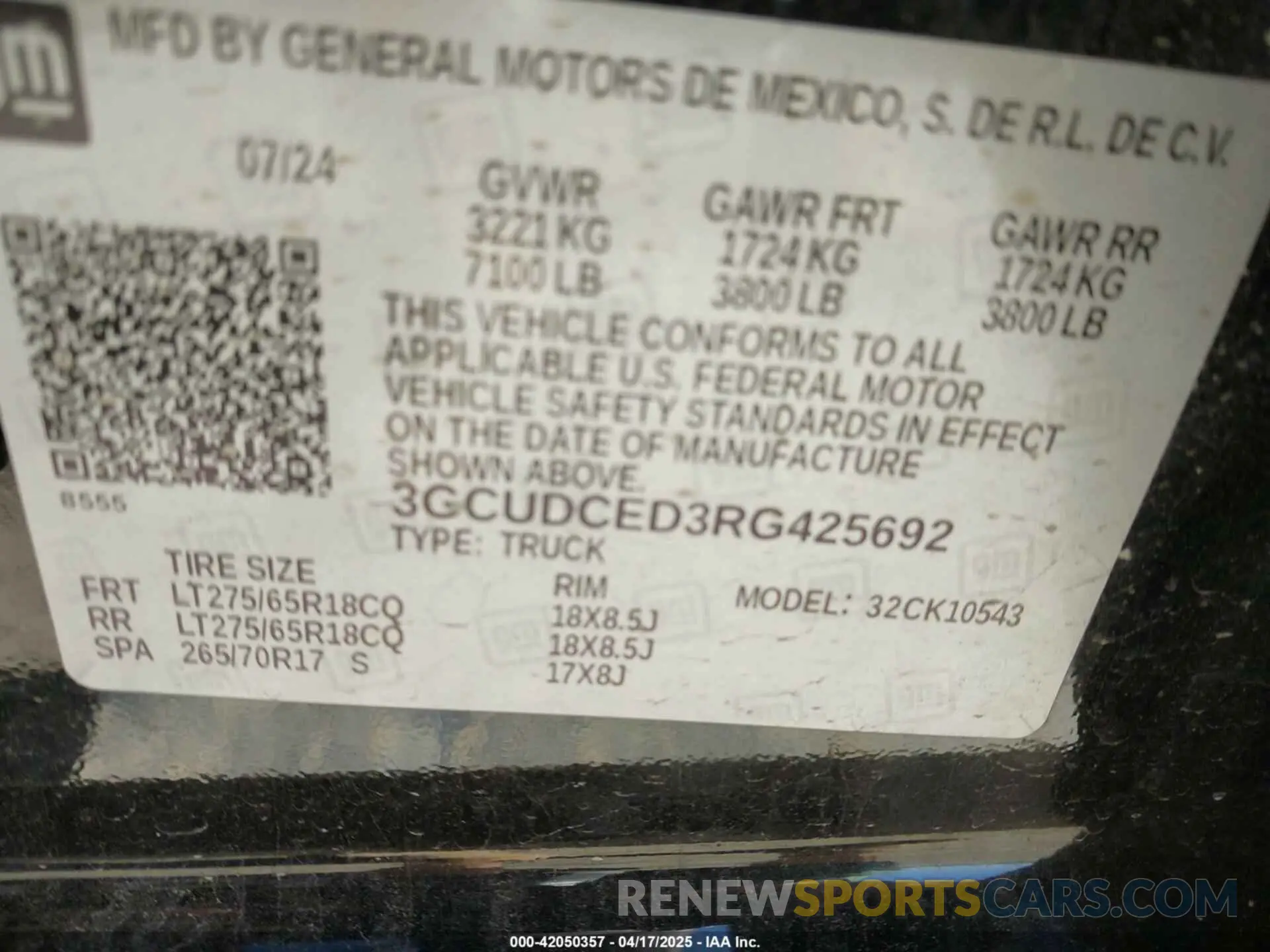 9 Photograph of a damaged car 3GCUDCED3RG425692 CHEVROLET SILVERADO 1500 2024