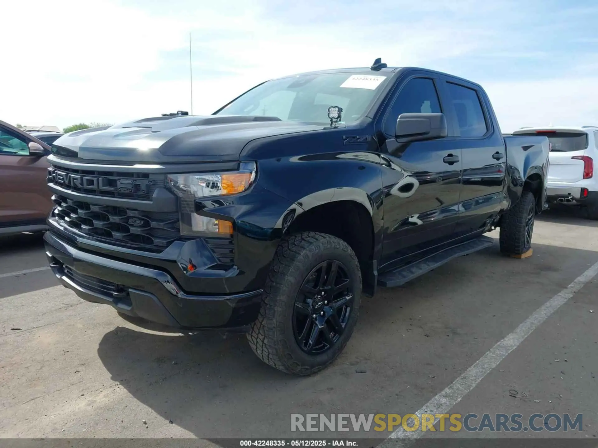2 Photograph of a damaged car 3GCUDCED9RG366664 CHEVROLET SILVERADO 1500 2024