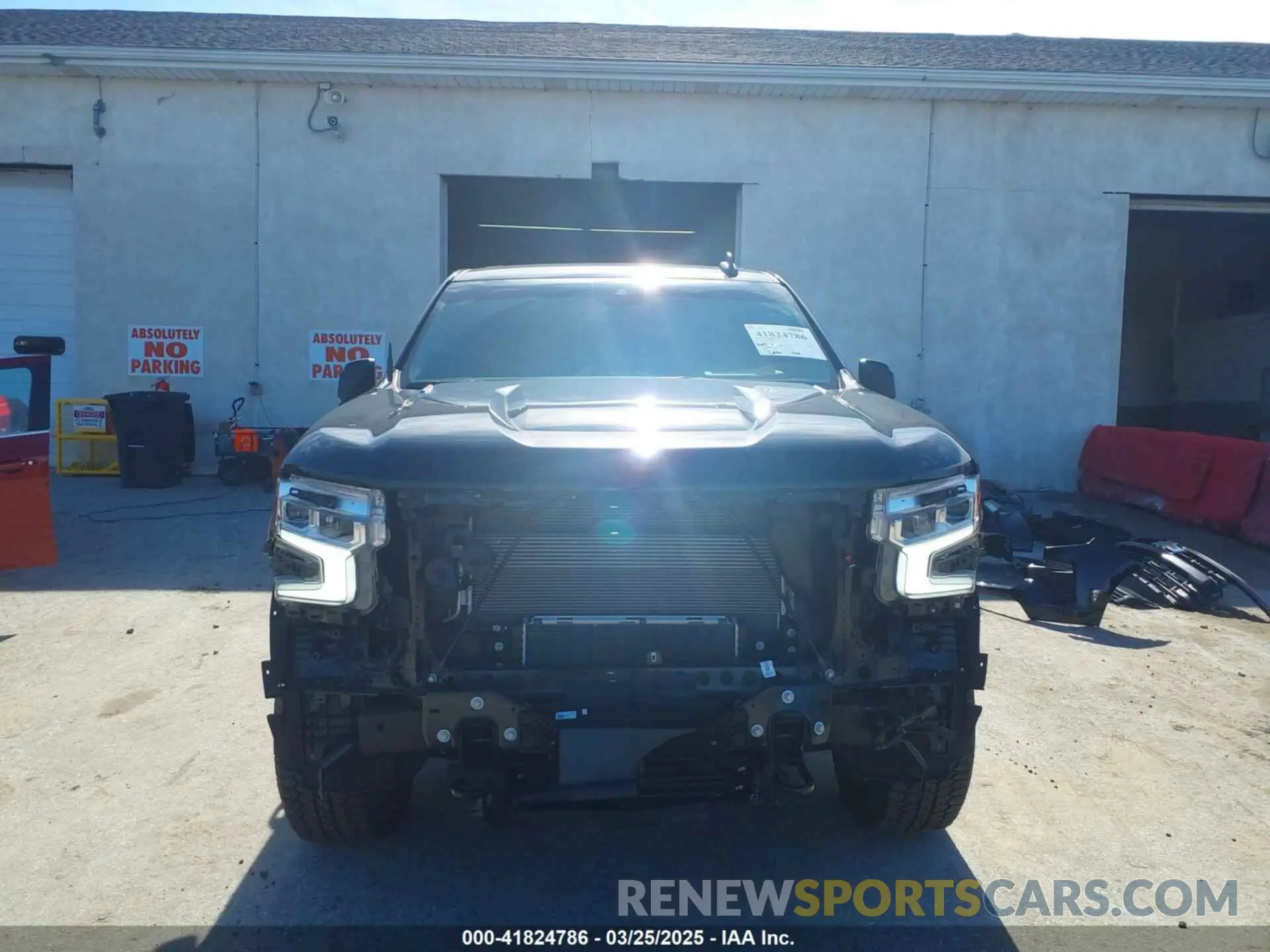 13 Photograph of a damaged car 3GCUDEE85RG283750 CHEVROLET SILVERADO 1500 2024