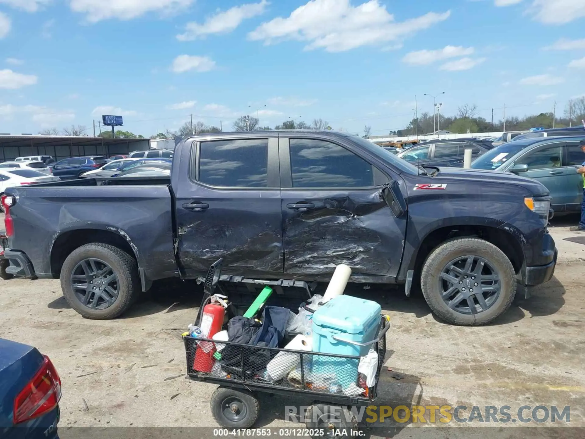 13 Photograph of a damaged car 3GCUDEED2RG382572 CHEVROLET SILVERADO 1500 2024
