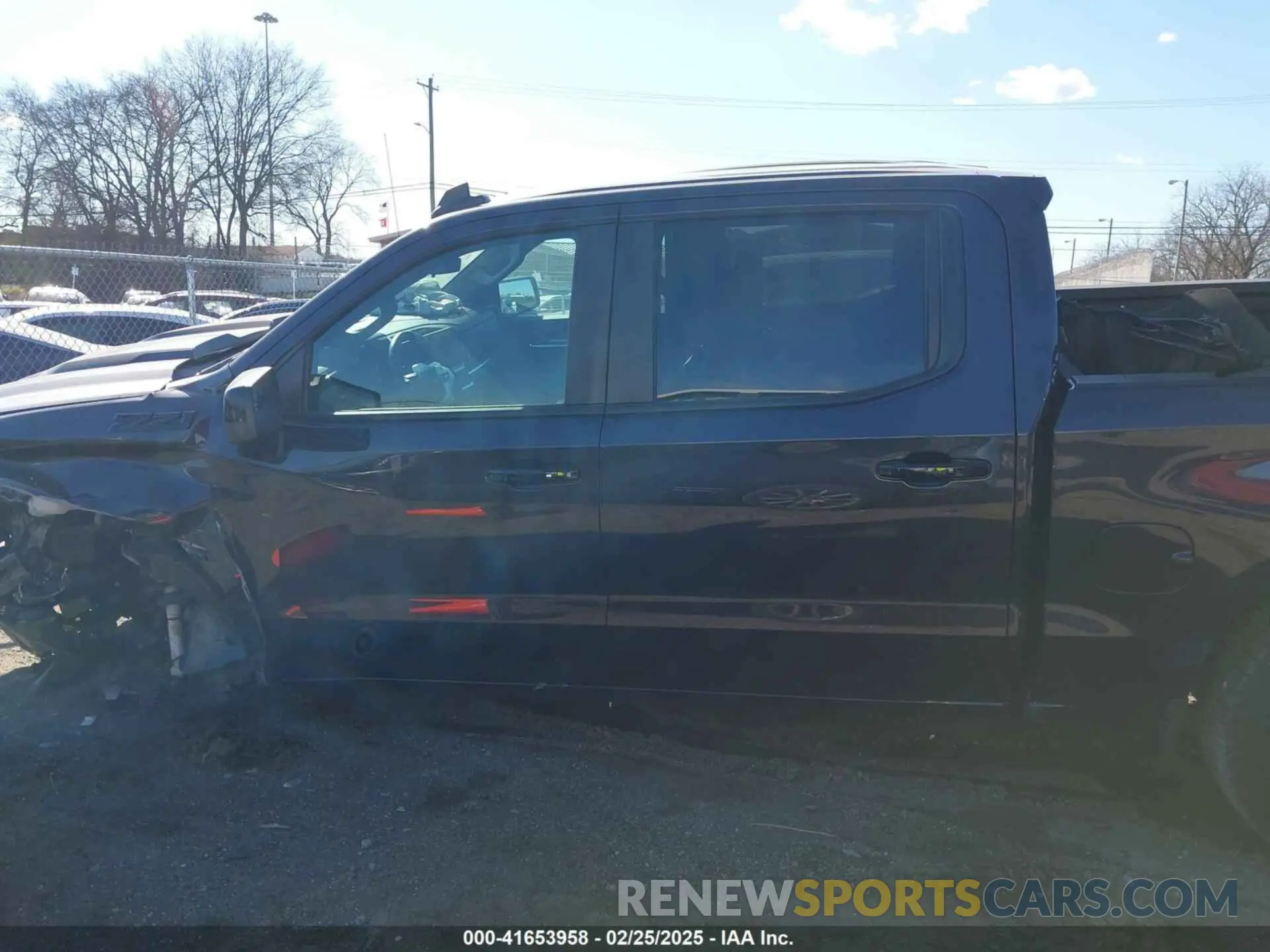 14 Photograph of a damaged car 3GCUDFED0RG306113 CHEVROLET SILVERADO 1500 2024