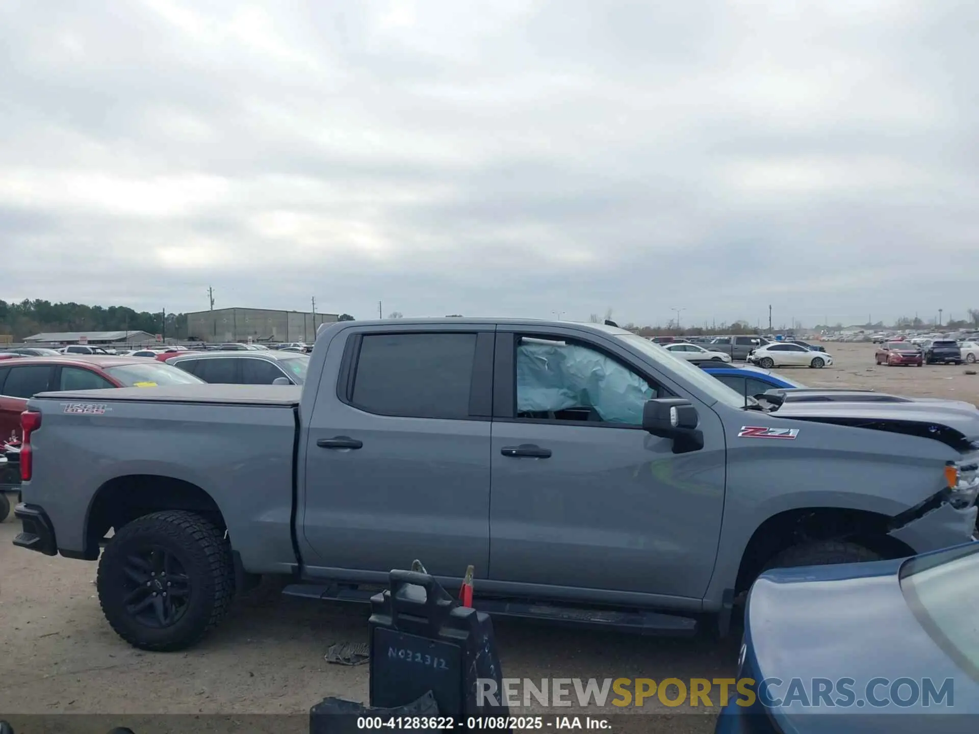 13 Photograph of a damaged car 3GCUDFED1RG397733 CHEVROLET SILVERADO 1500 2024