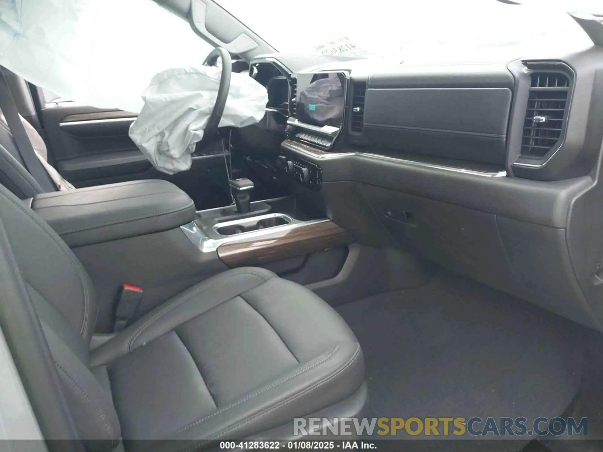 5 Photograph of a damaged car 3GCUDFED1RG397733 CHEVROLET SILVERADO 1500 2024