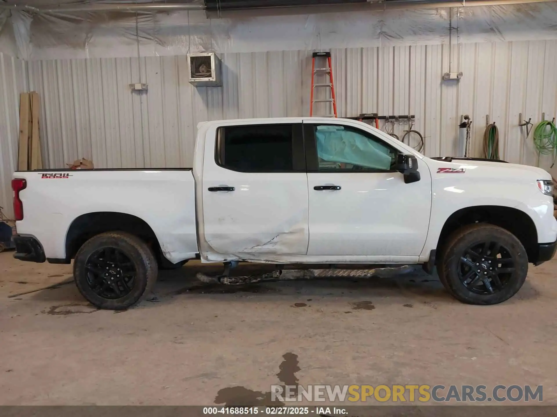 14 Photograph of a damaged car 3GCUDFED2RG217160 CHEVROLET SILVERADO 1500 2024