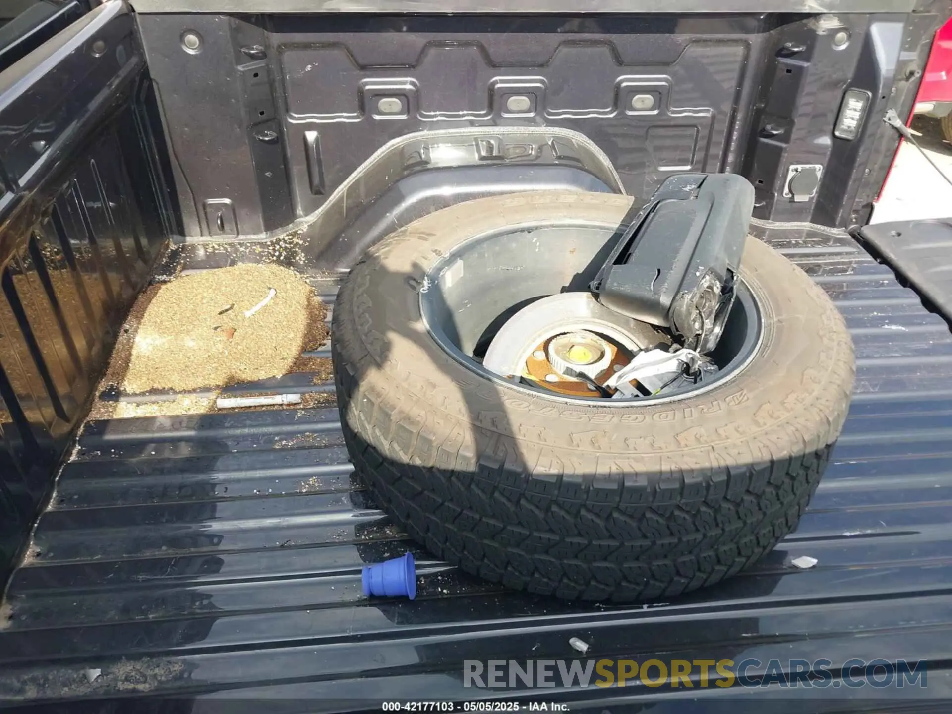 12 Photograph of a damaged car 3GCUDFED2RG360240 CHEVROLET SILVERADO 1500 2024