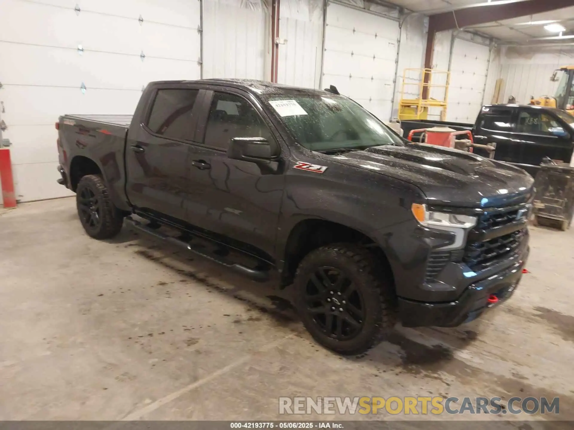 1 Photograph of a damaged car 3GCUDFED5RG123564 CHEVROLET SILVERADO 1500 2024