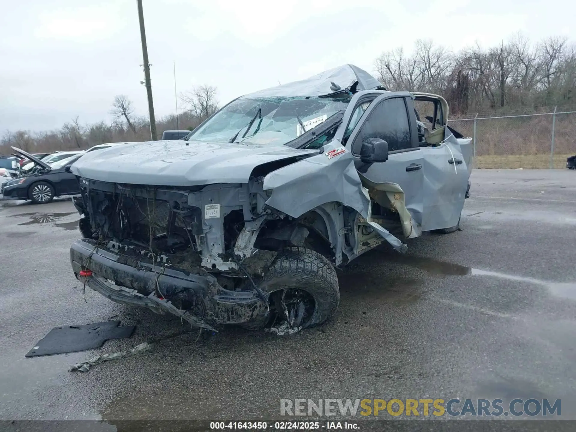 2 Photograph of a damaged car 3GCUDFED8RG142707 CHEVROLET SILVERADO 1500 2024