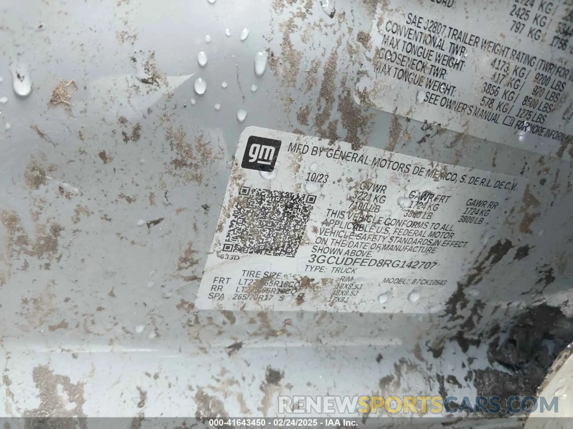 9 Photograph of a damaged car 3GCUDFED8RG142707 CHEVROLET SILVERADO 1500 2024