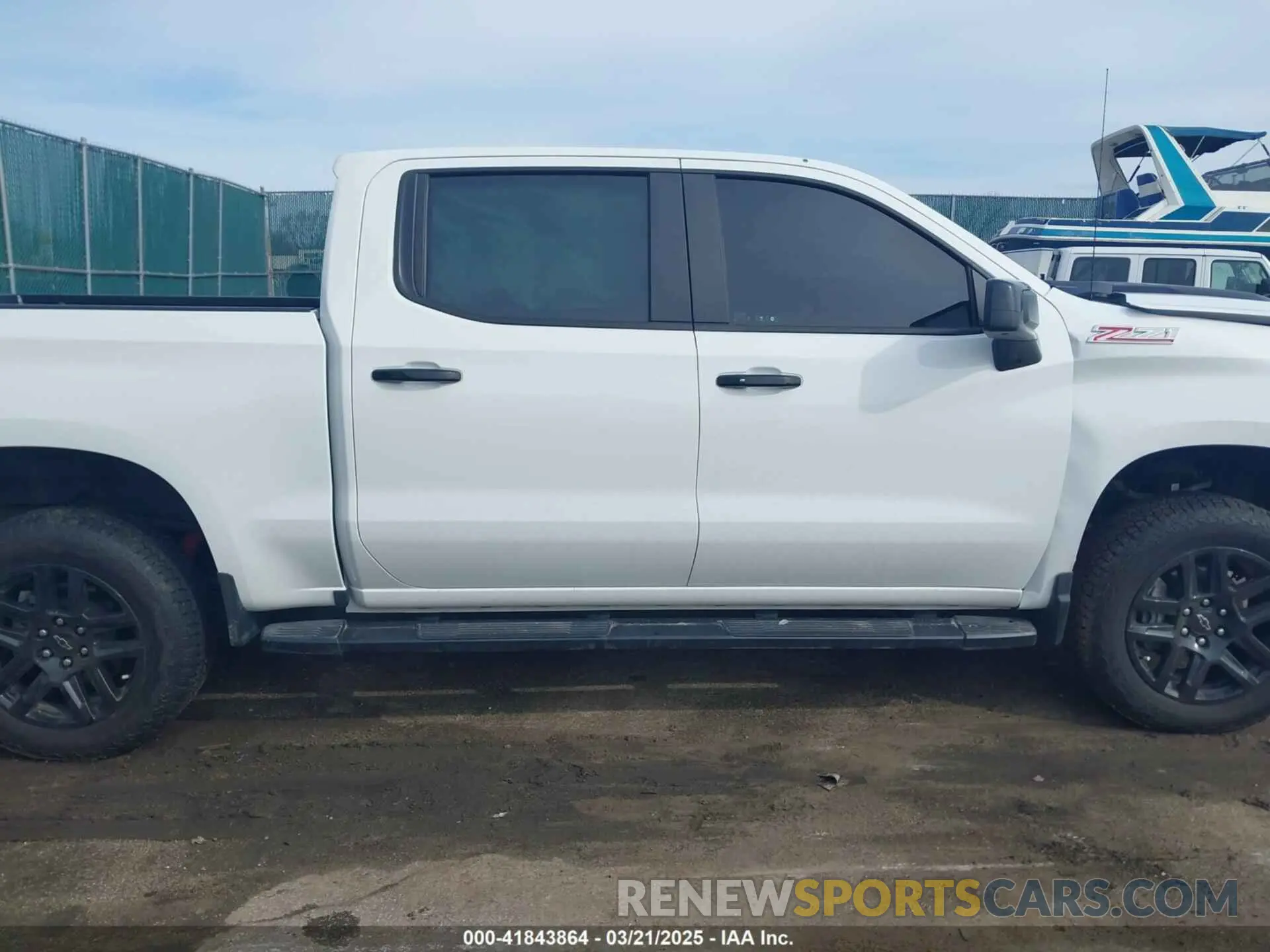 13 Photograph of a damaged car 3GCUDFED9RG407845 CHEVROLET SILVERADO 1500 2024