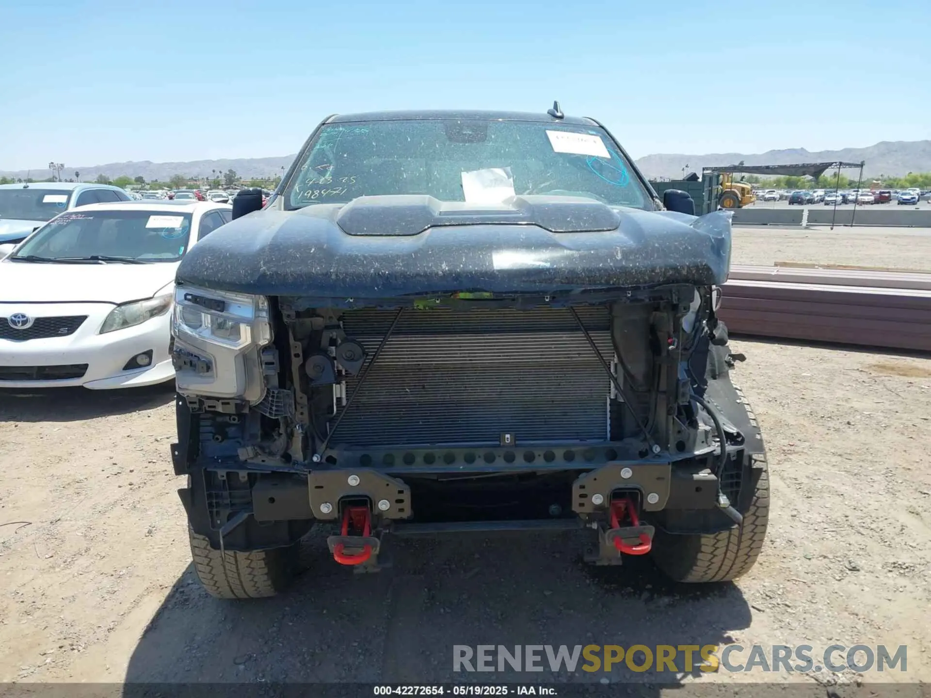 12 Photograph of a damaged car 3GCUDFEL0RG198471 CHEVROLET SILVERADO 1500 2024