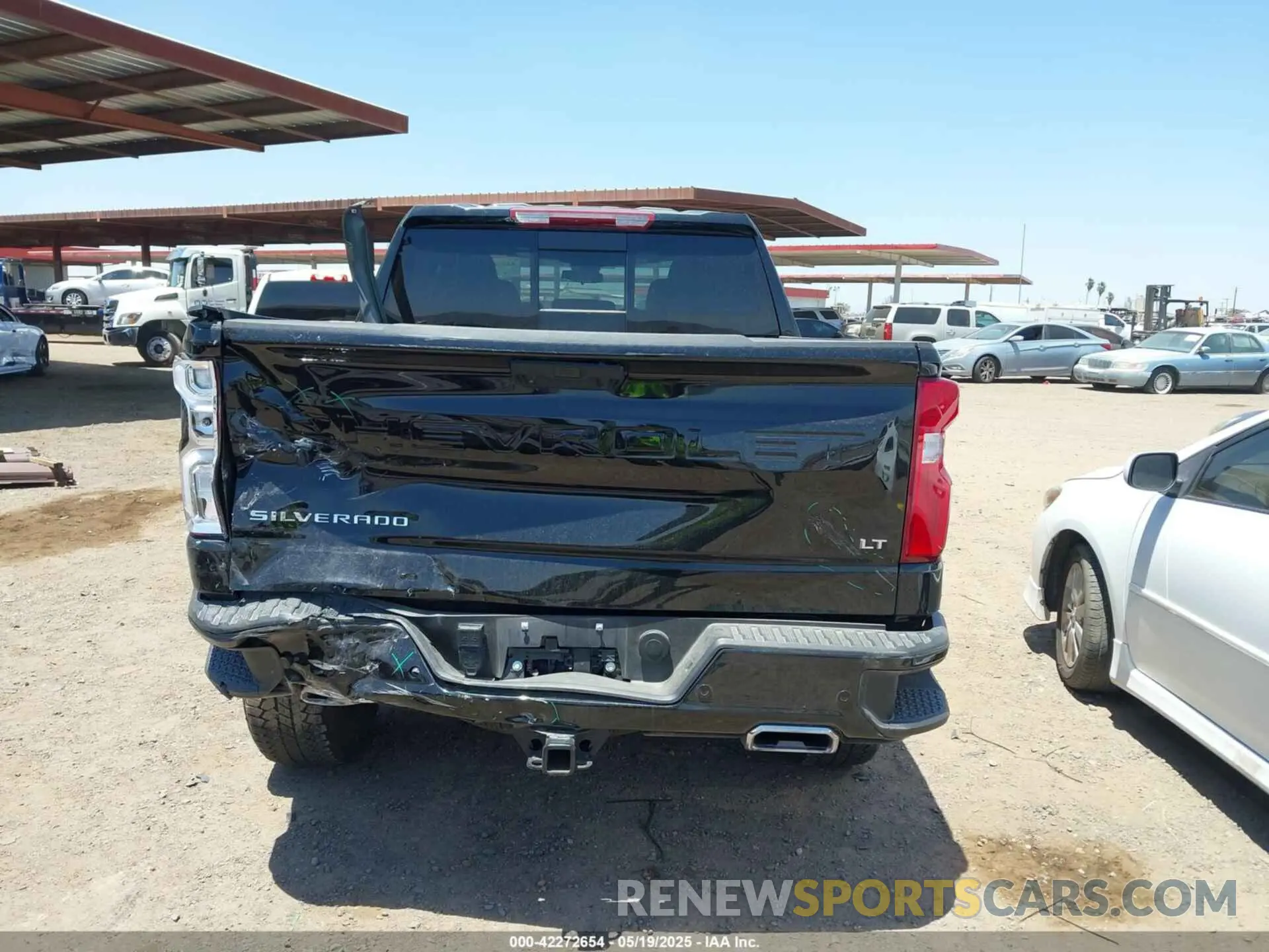 16 Photograph of a damaged car 3GCUDFEL0RG198471 CHEVROLET SILVERADO 1500 2024