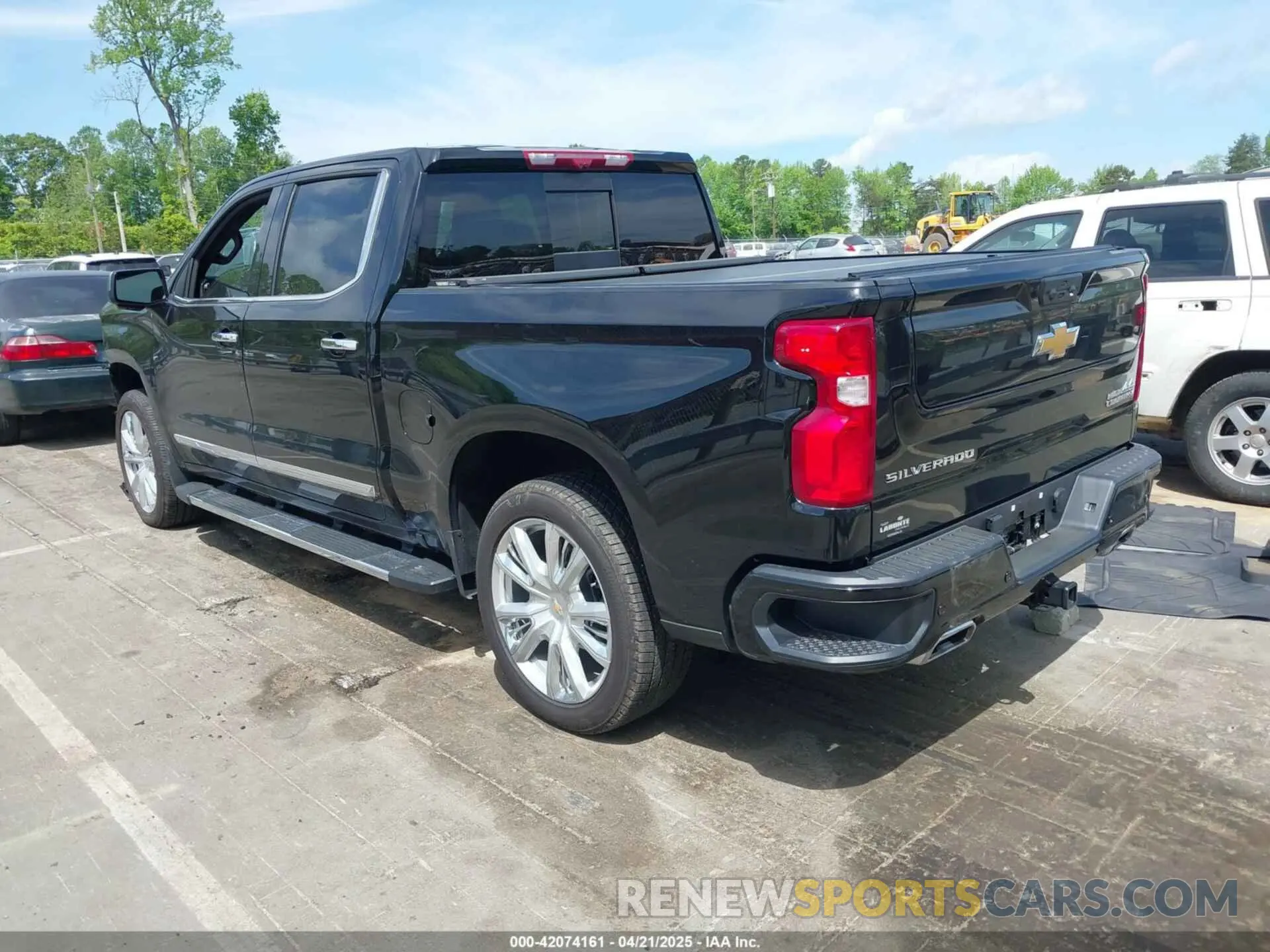 3 Photograph of a damaged car 3GCUDJEL9RG461091 CHEVROLET SILVERADO 1500 2024