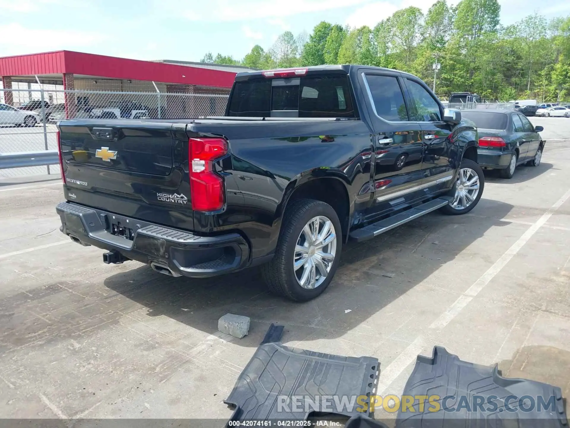4 Photograph of a damaged car 3GCUDJEL9RG461091 CHEVROLET SILVERADO 1500 2024