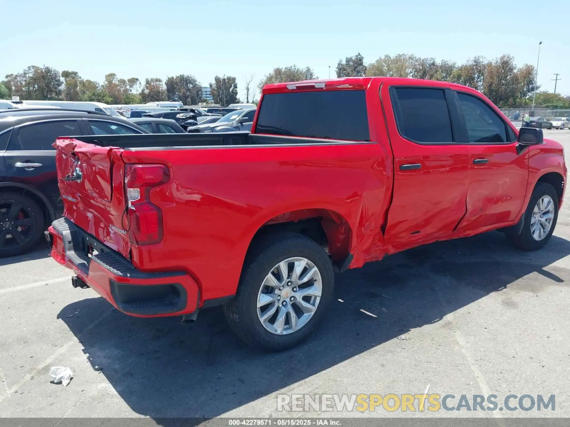4 Photograph of a damaged car 1GCPABEK2SZ132029 CHEVROLET SILVERADO 1500 2025