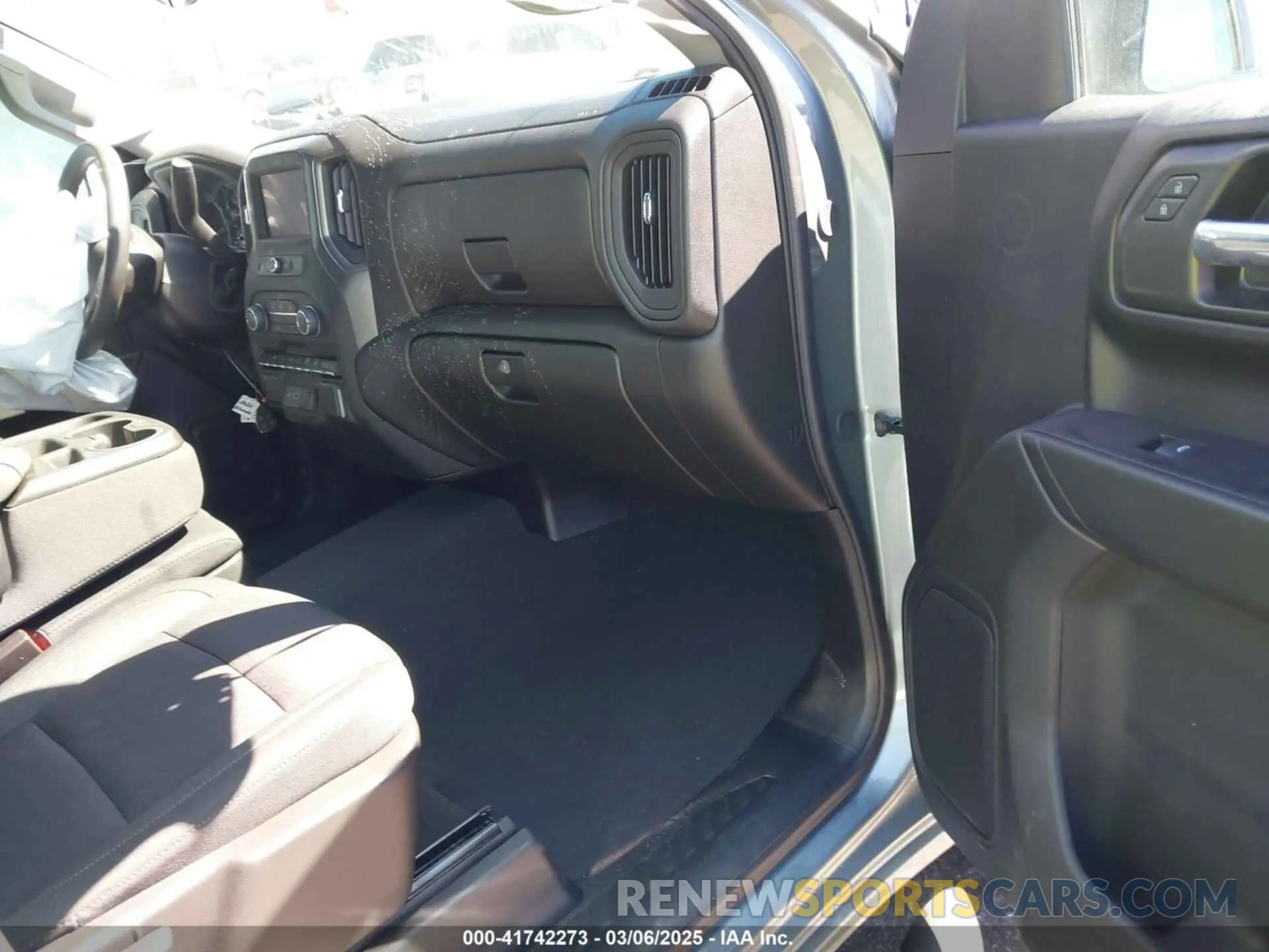 5 Photograph of a damaged car 1GCPABEK8SZ201449 CHEVROLET SILVERADO 1500 2025