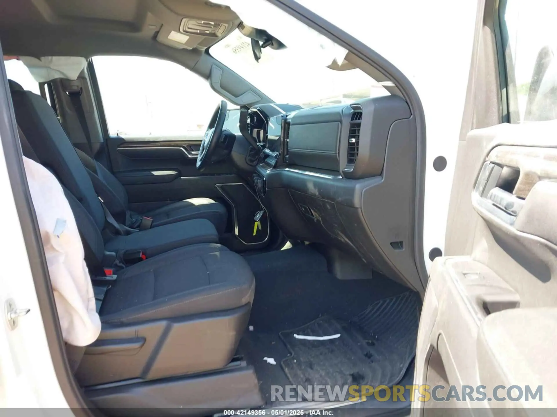 5 Photograph of a damaged car 1GCPACED0SZ120243 CHEVROLET SILVERADO 1500 2025