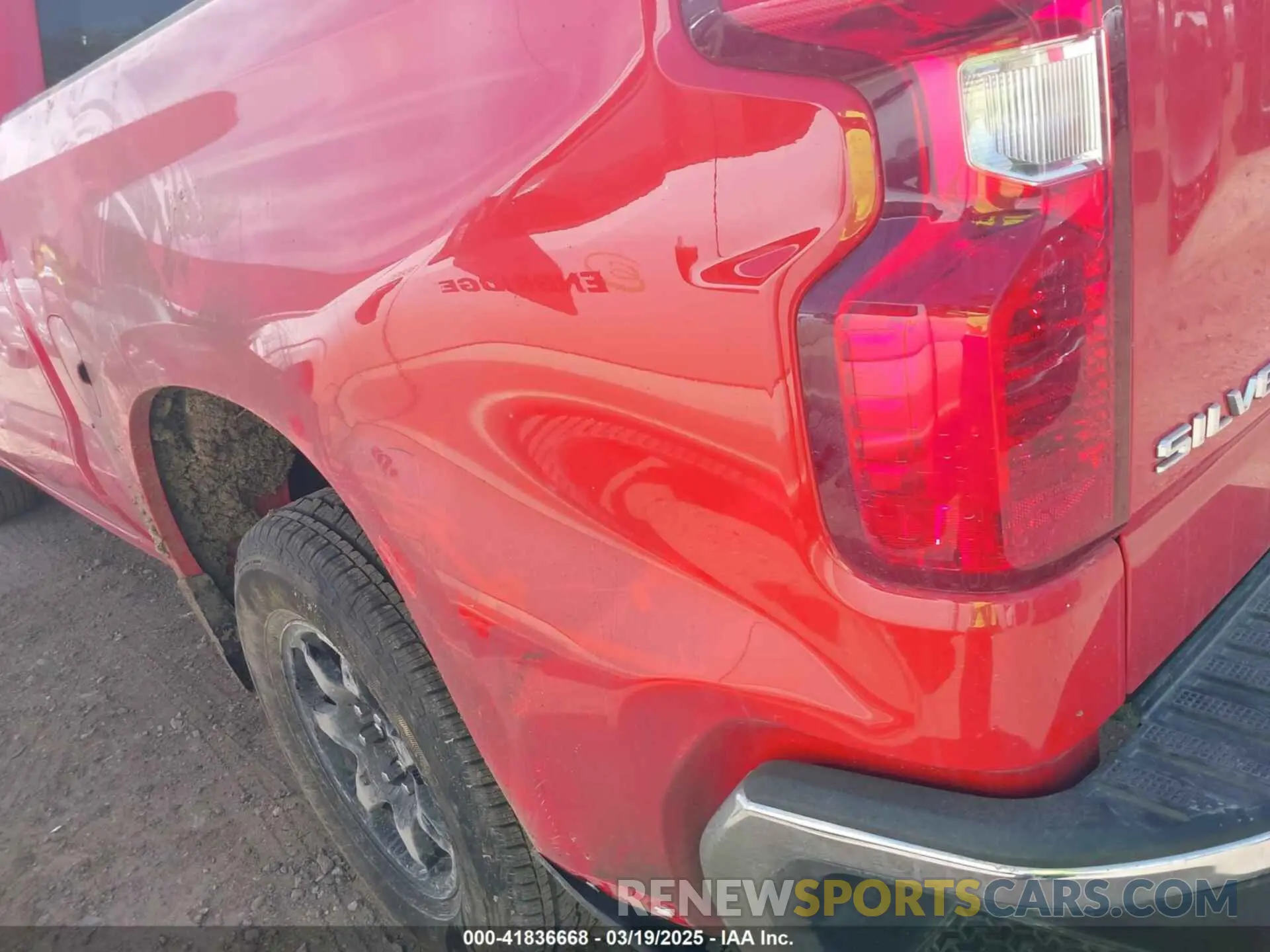 17 Photograph of a damaged car 1GCPACED5SZ125762 CHEVROLET SILVERADO 1500 2025