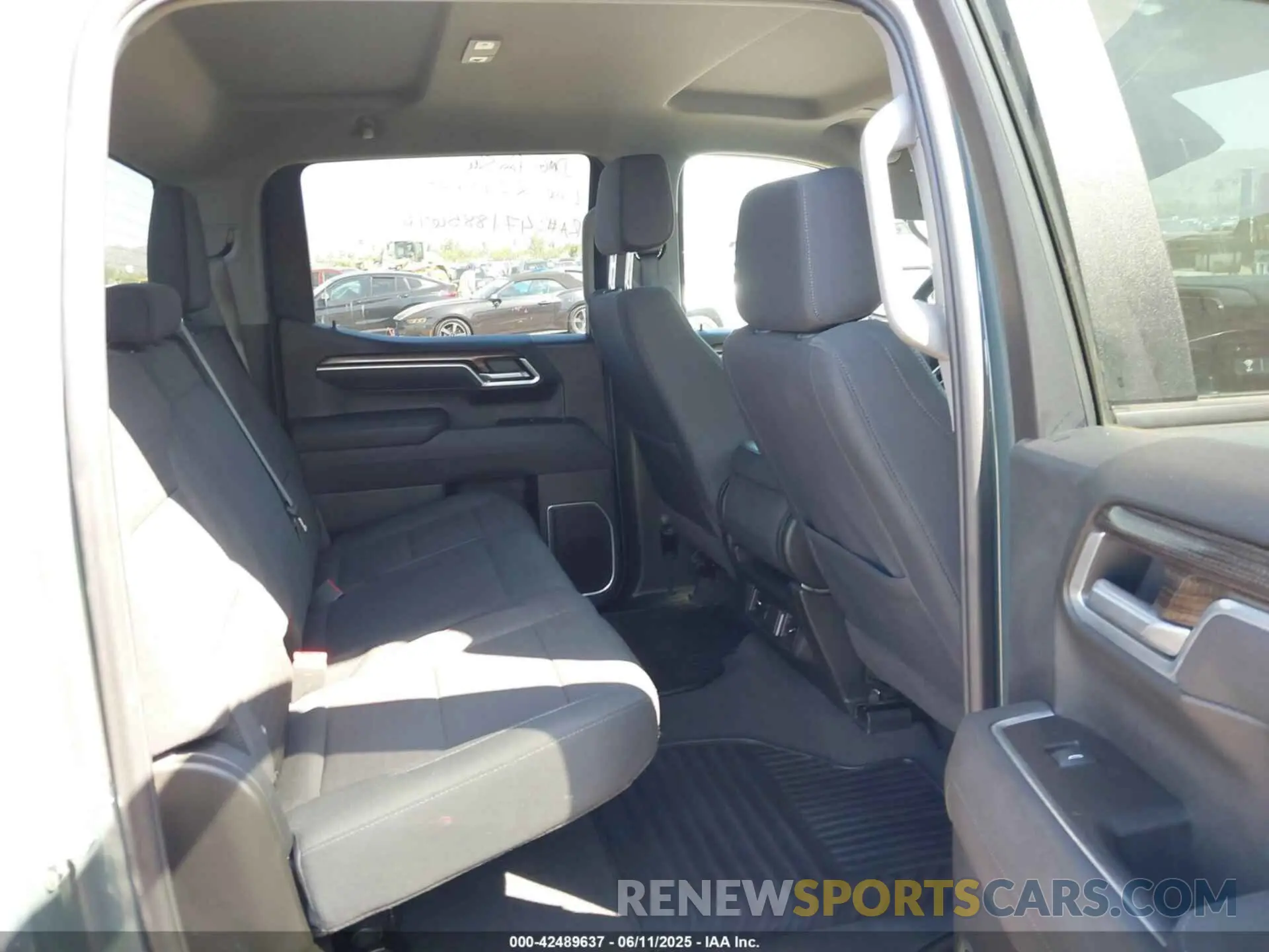 8 Photograph of a damaged car 1GCPACED7SZ171707 CHEVROLET SILVERADO 1500 2025