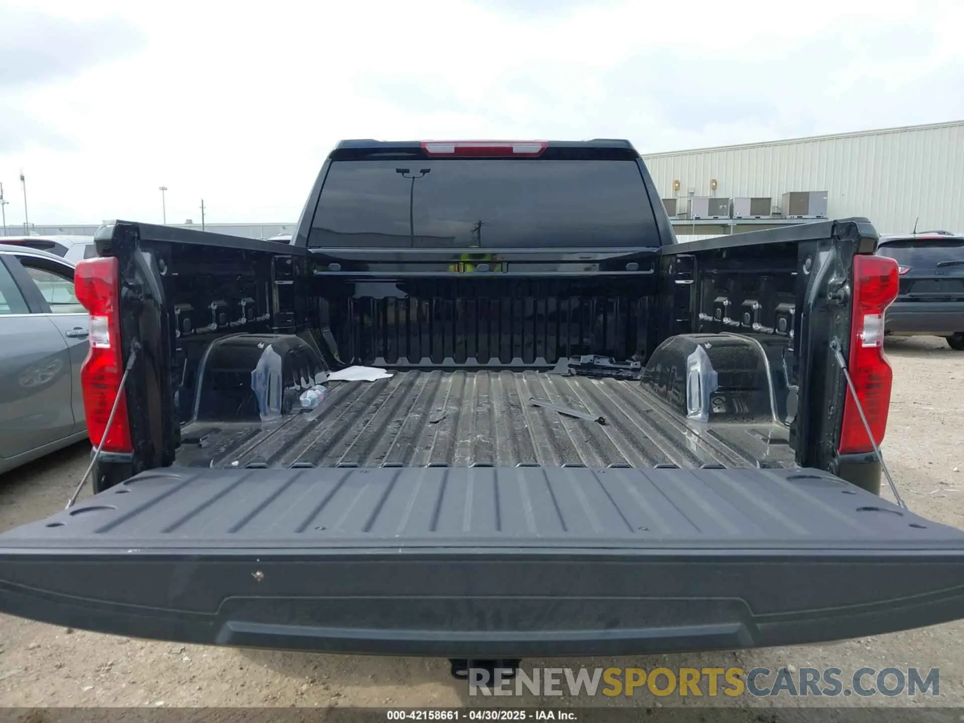 18 Photograph of a damaged car 1GCPACED8SZ128090 CHEVROLET SILVERADO 1500 2025