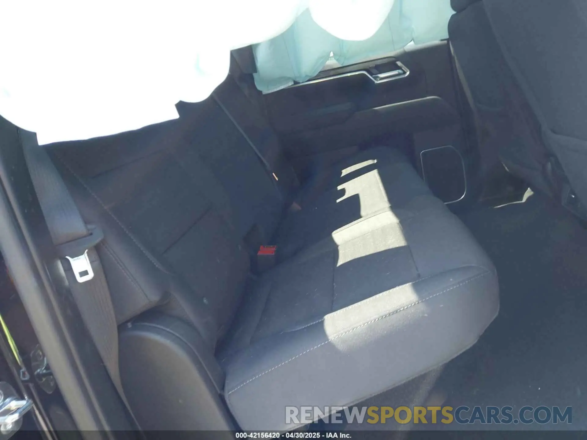 8 Photograph of a damaged car 1GCPKKEKXSZ234143 CHEVROLET SILVERADO 1500 2025