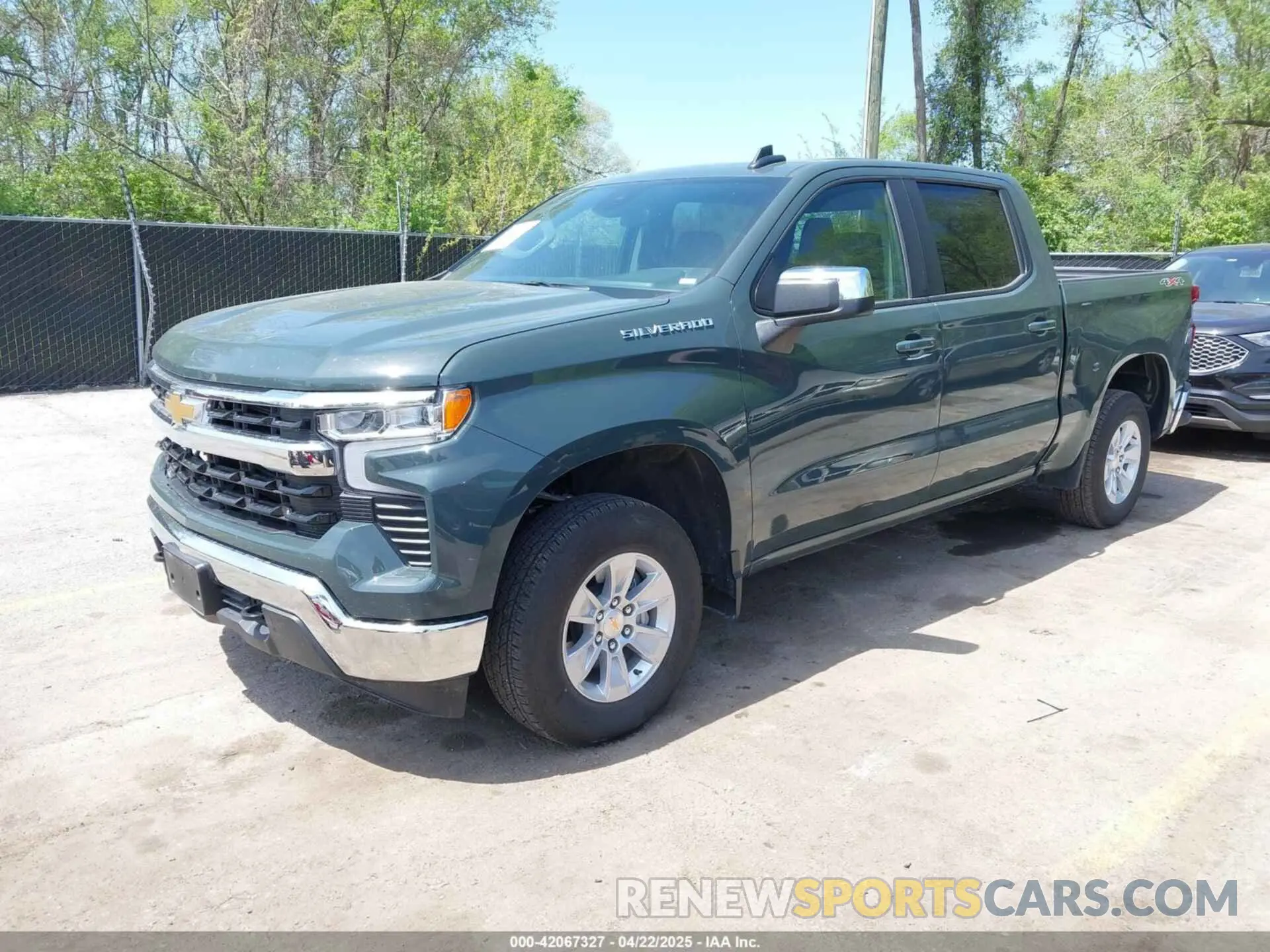 2 Photograph of a damaged car 1GCUKDED2SZ161690 CHEVROLET SILVERADO 1500 2025