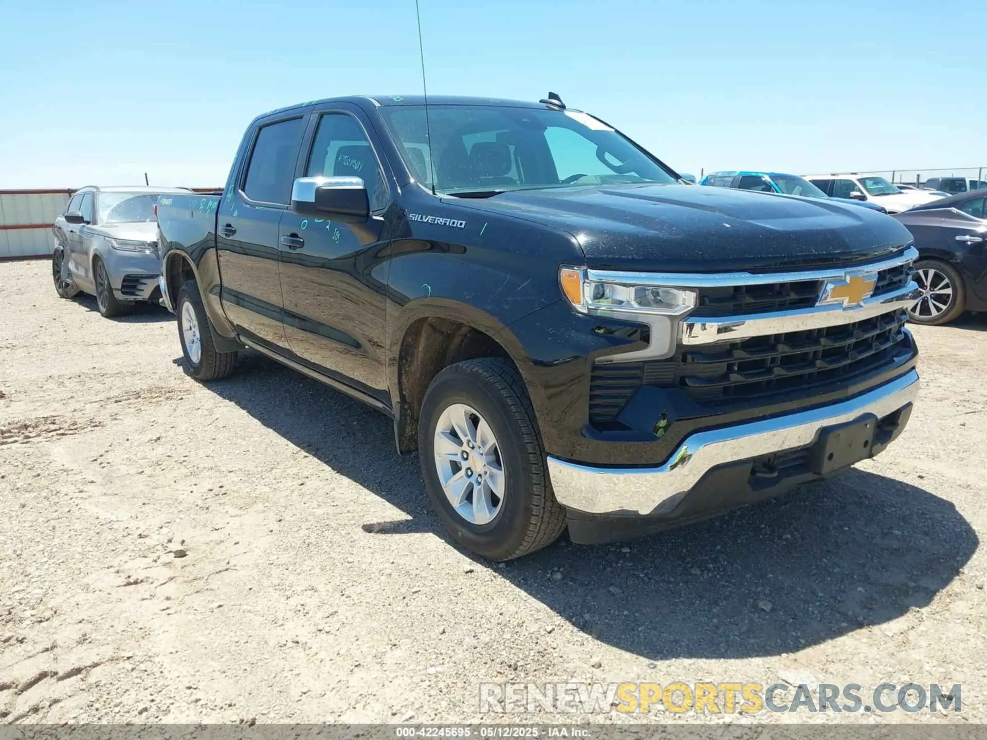 1 Photograph of a damaged car 1GCUKDED9SZ130338 CHEVROLET SILVERADO 1500 2025