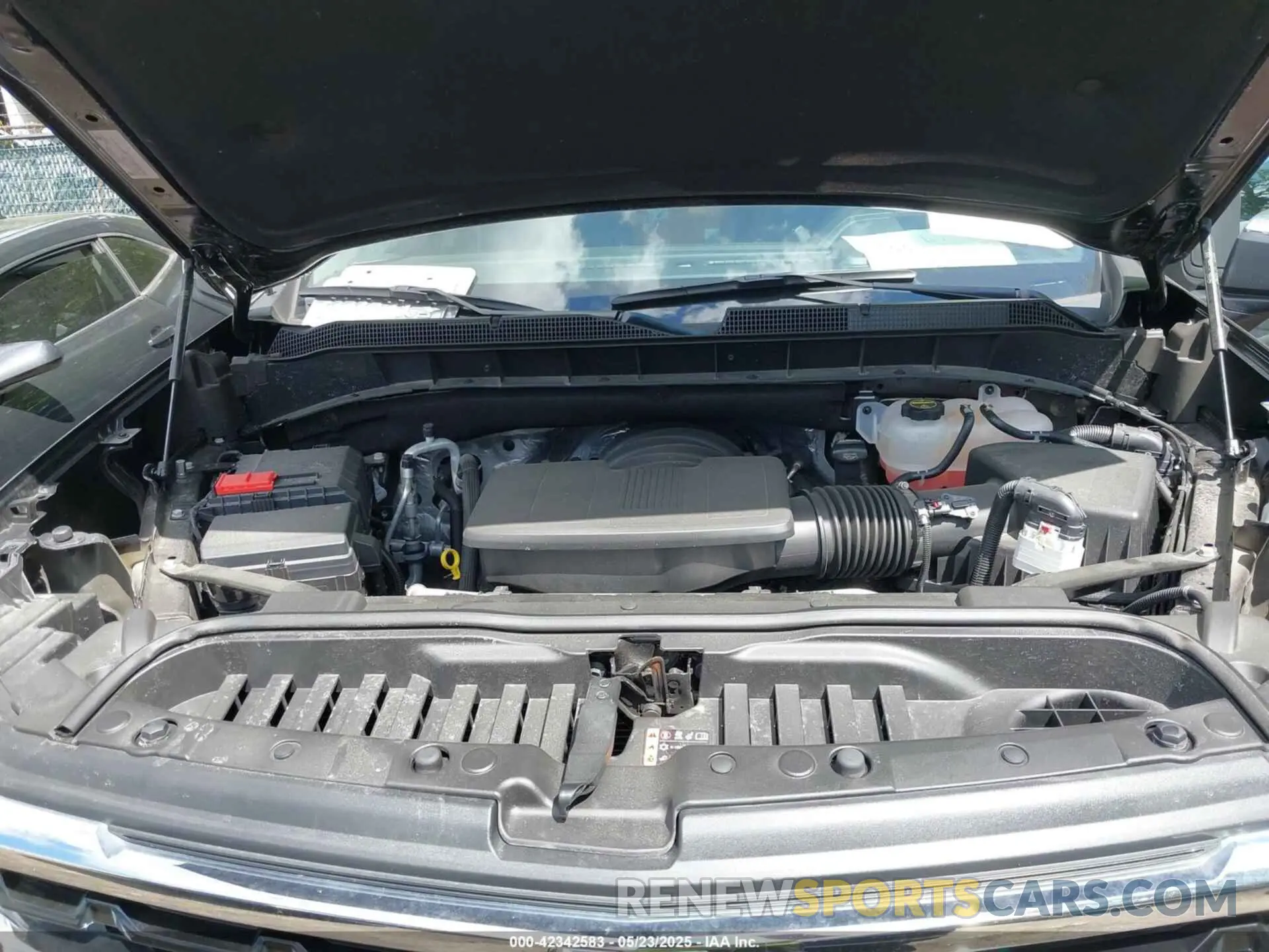 10 Photograph of a damaged car 2GCUKDED3S1143384 CHEVROLET SILVERADO 1500 2025