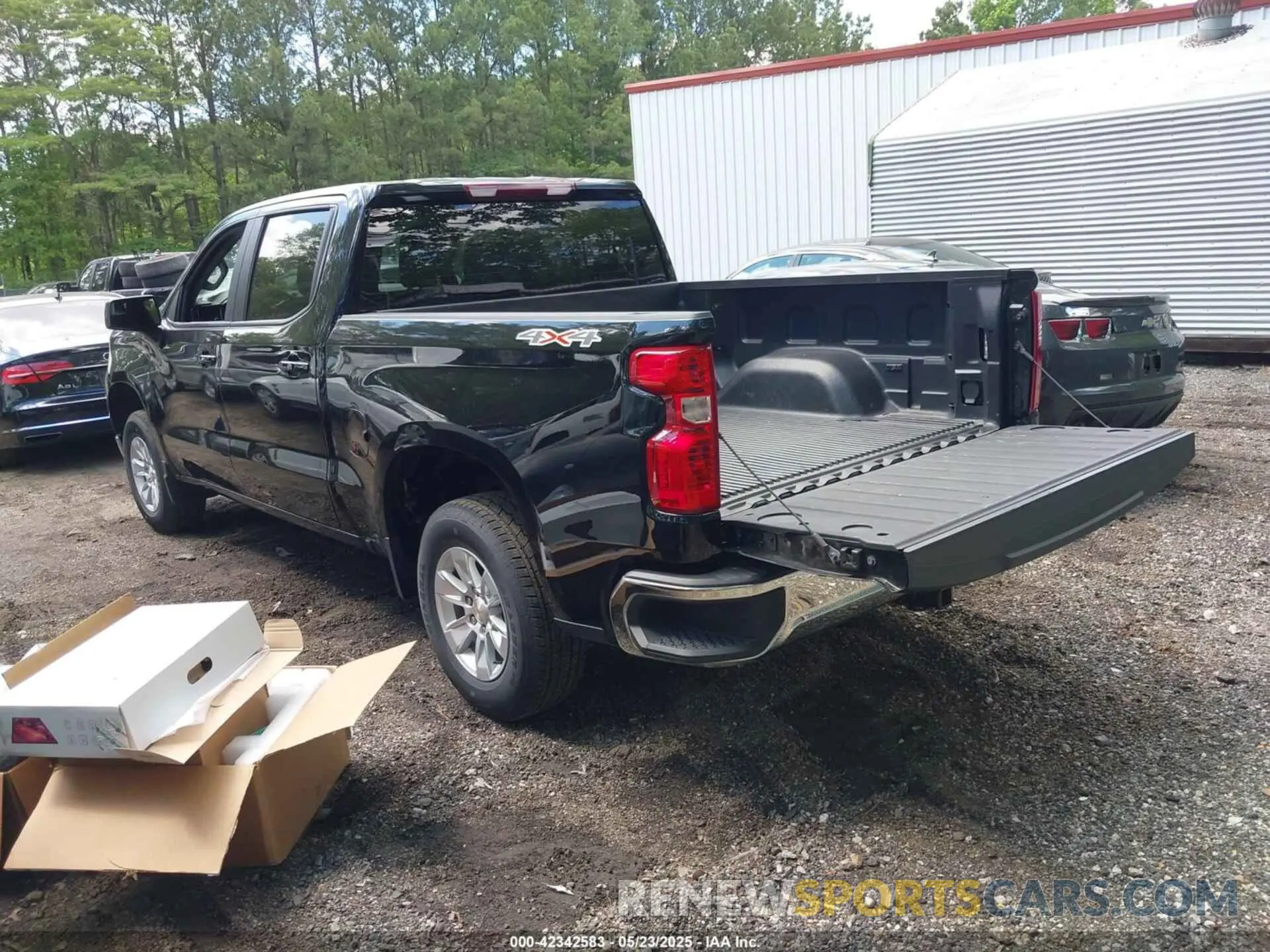 3 Photograph of a damaged car 2GCUKDED3S1143384 CHEVROLET SILVERADO 1500 2025