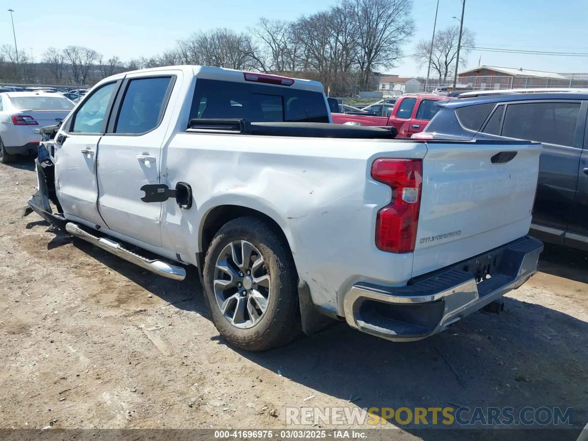 3 Photograph of a damaged car 2GCUKDED7S1126992 CHEVROLET SILVERADO 1500 2025