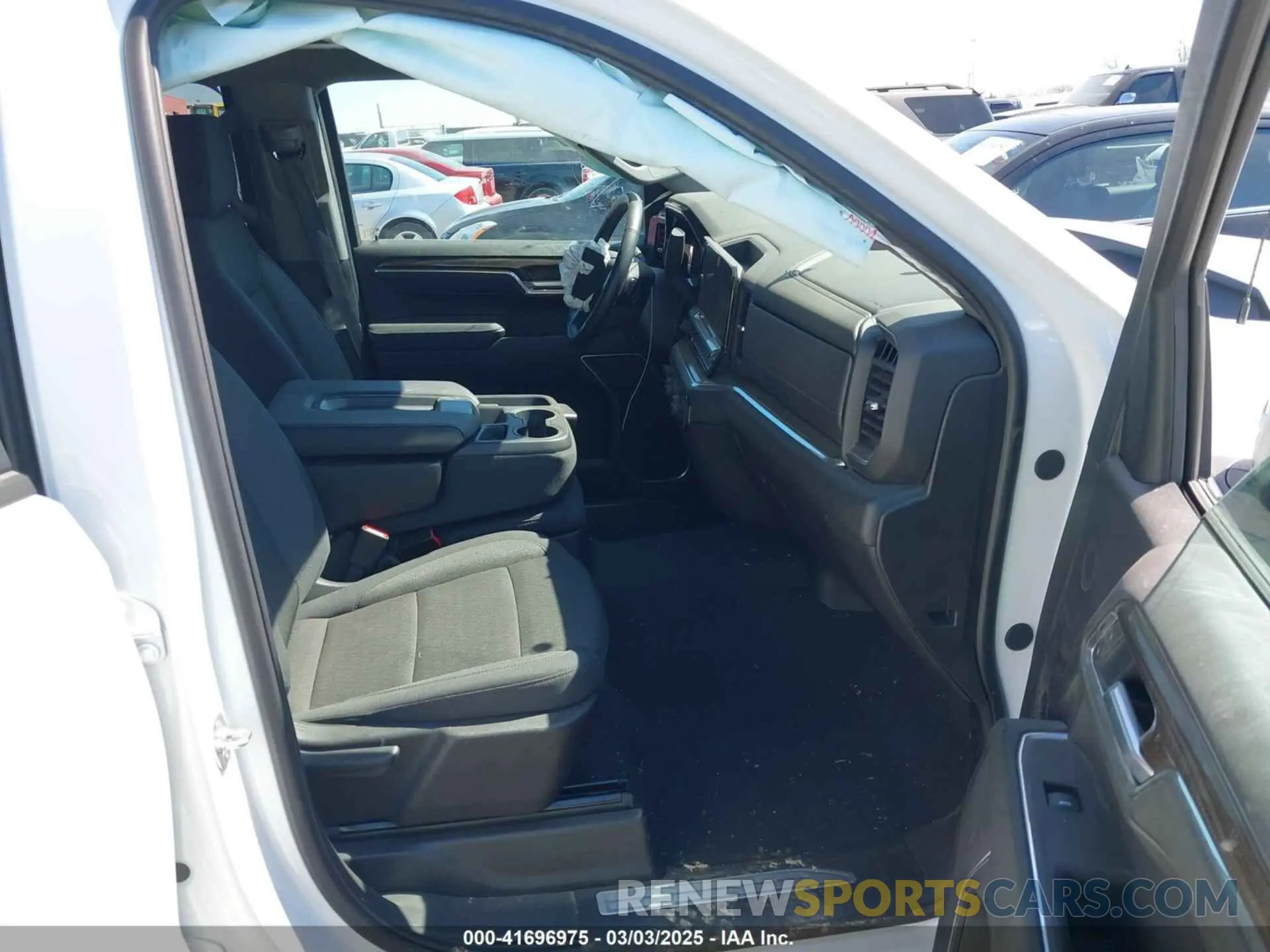 5 Photograph of a damaged car 2GCUKDED7S1126992 CHEVROLET SILVERADO 1500 2025