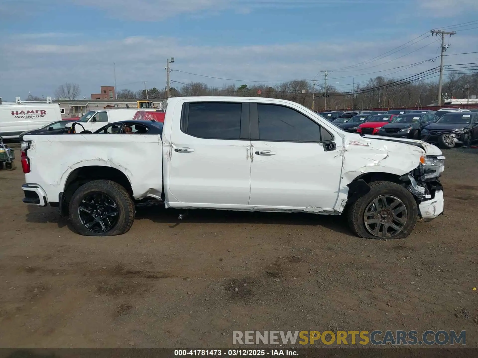 13 Photograph of a damaged car 2GCUKEED4S1135834 CHEVROLET SILVERADO 1500 2025