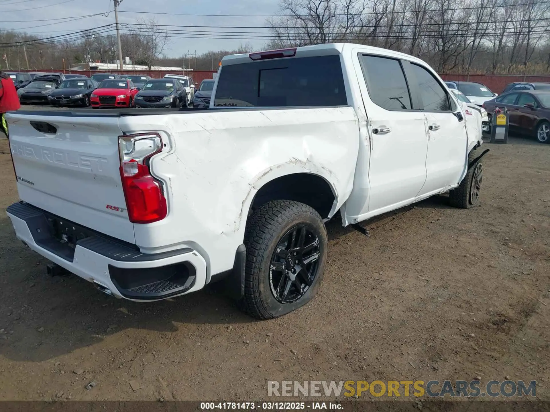 18 Photograph of a damaged car 2GCUKEED4S1135834 CHEVROLET SILVERADO 1500 2025