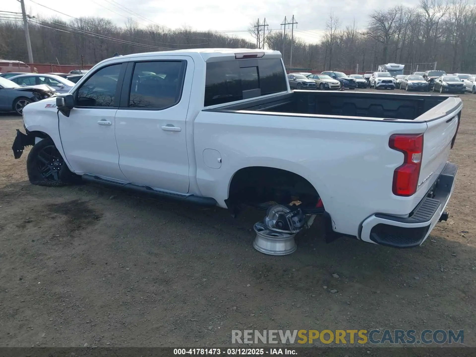 3 Photograph of a damaged car 2GCUKEED4S1135834 CHEVROLET SILVERADO 1500 2025
