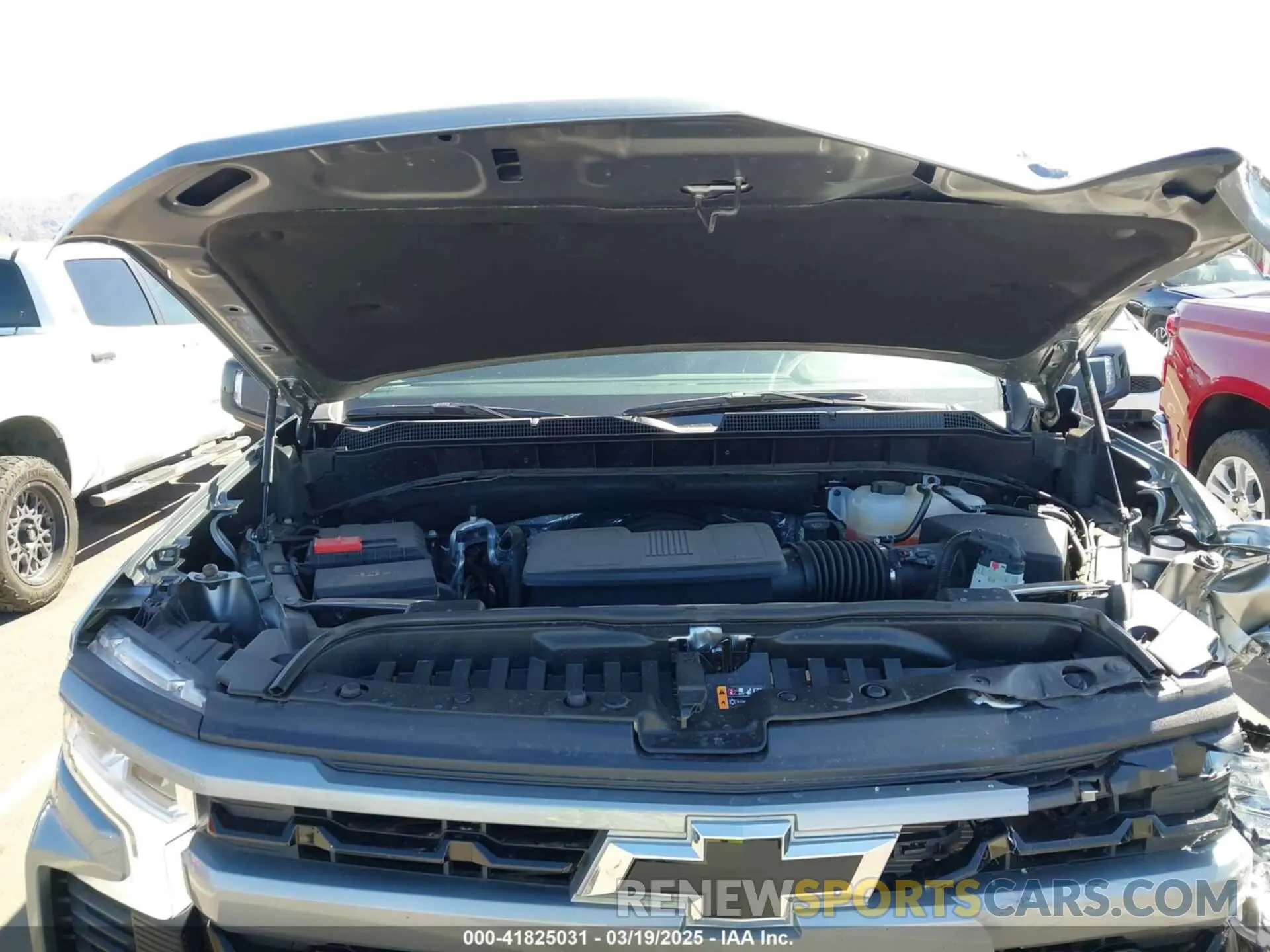 10 Photograph of a damaged car 2GCUKEED4S1136269 CHEVROLET SILVERADO 1500 2025