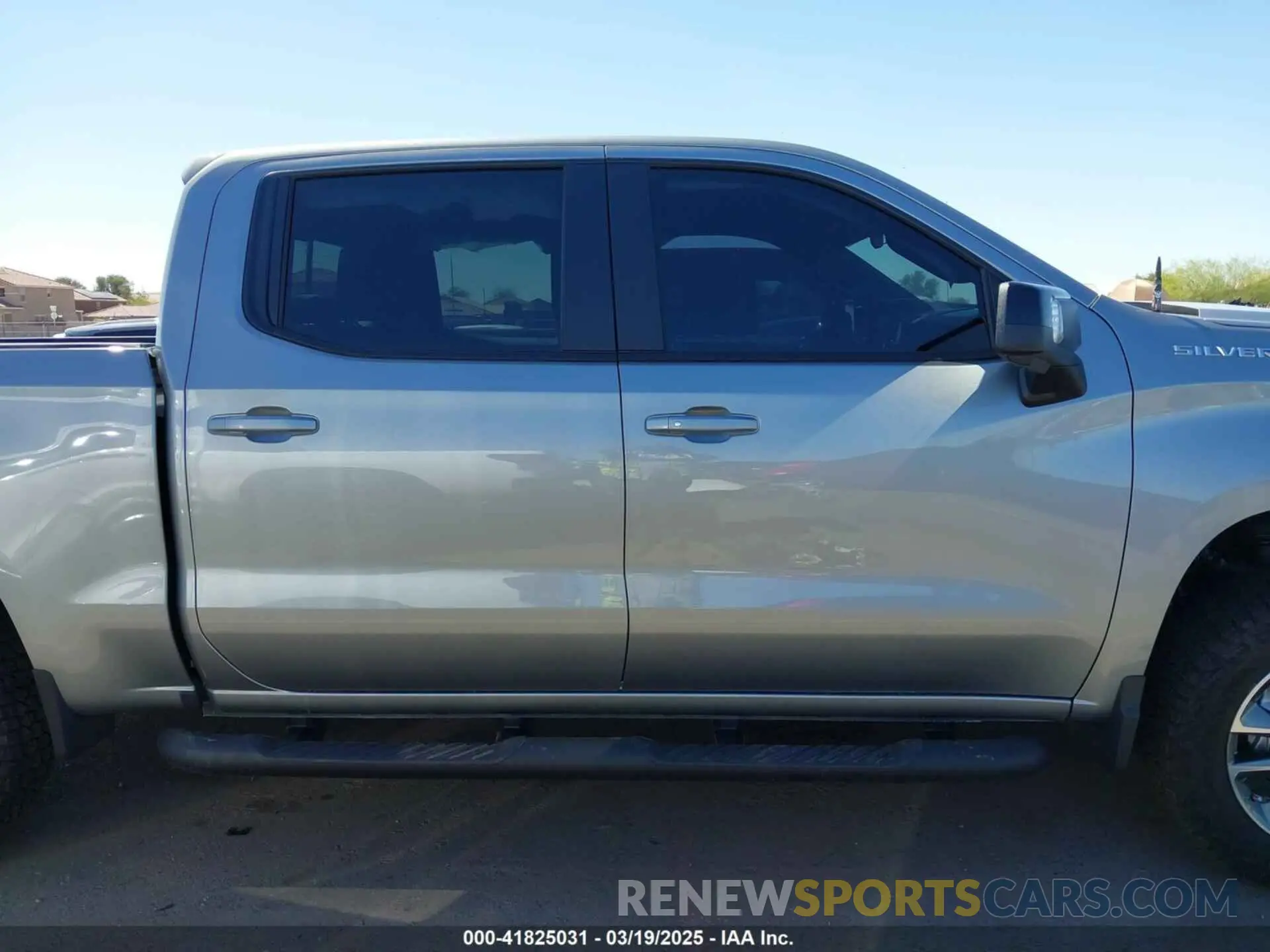 13 Photograph of a damaged car 2GCUKEED4S1136269 CHEVROLET SILVERADO 1500 2025