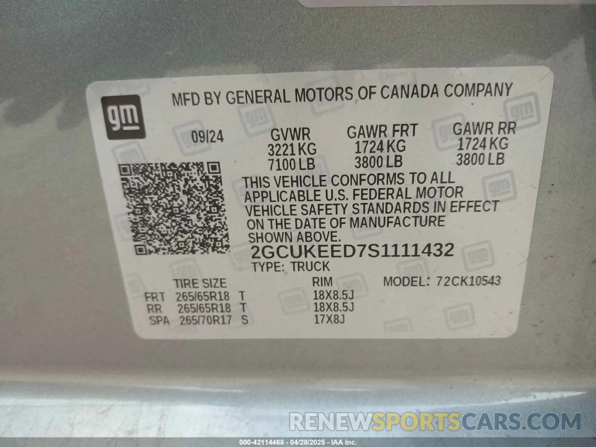9 Photograph of a damaged car 2GCUKEED7S1111432 CHEVROLET SILVERADO 1500 2025