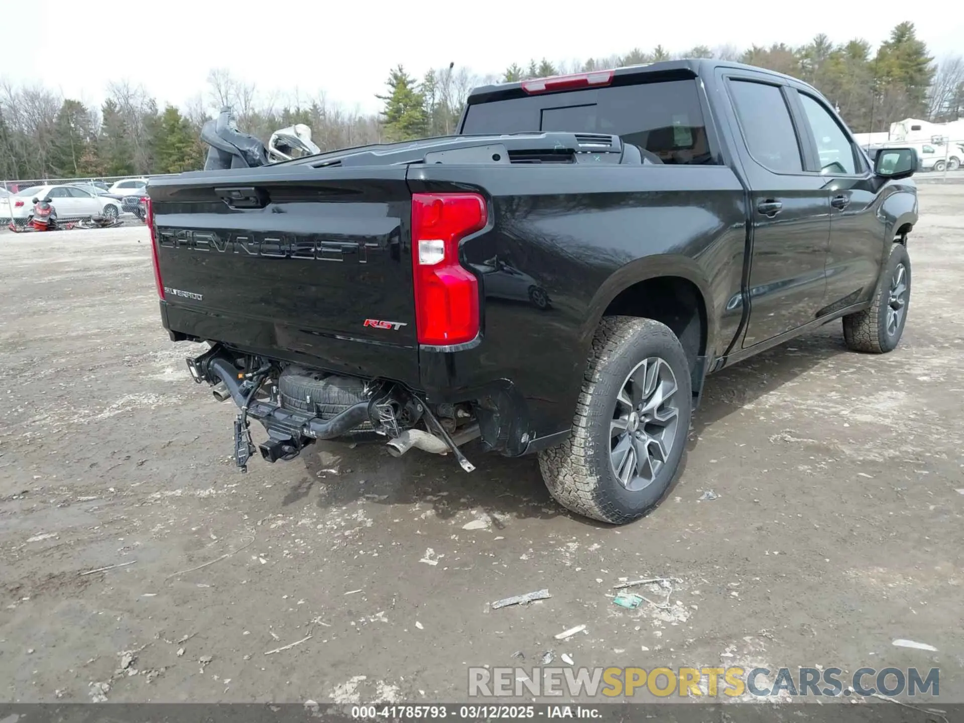 4 Photograph of a damaged car 2GCUKEED9S1109083 CHEVROLET SILVERADO 1500 2025