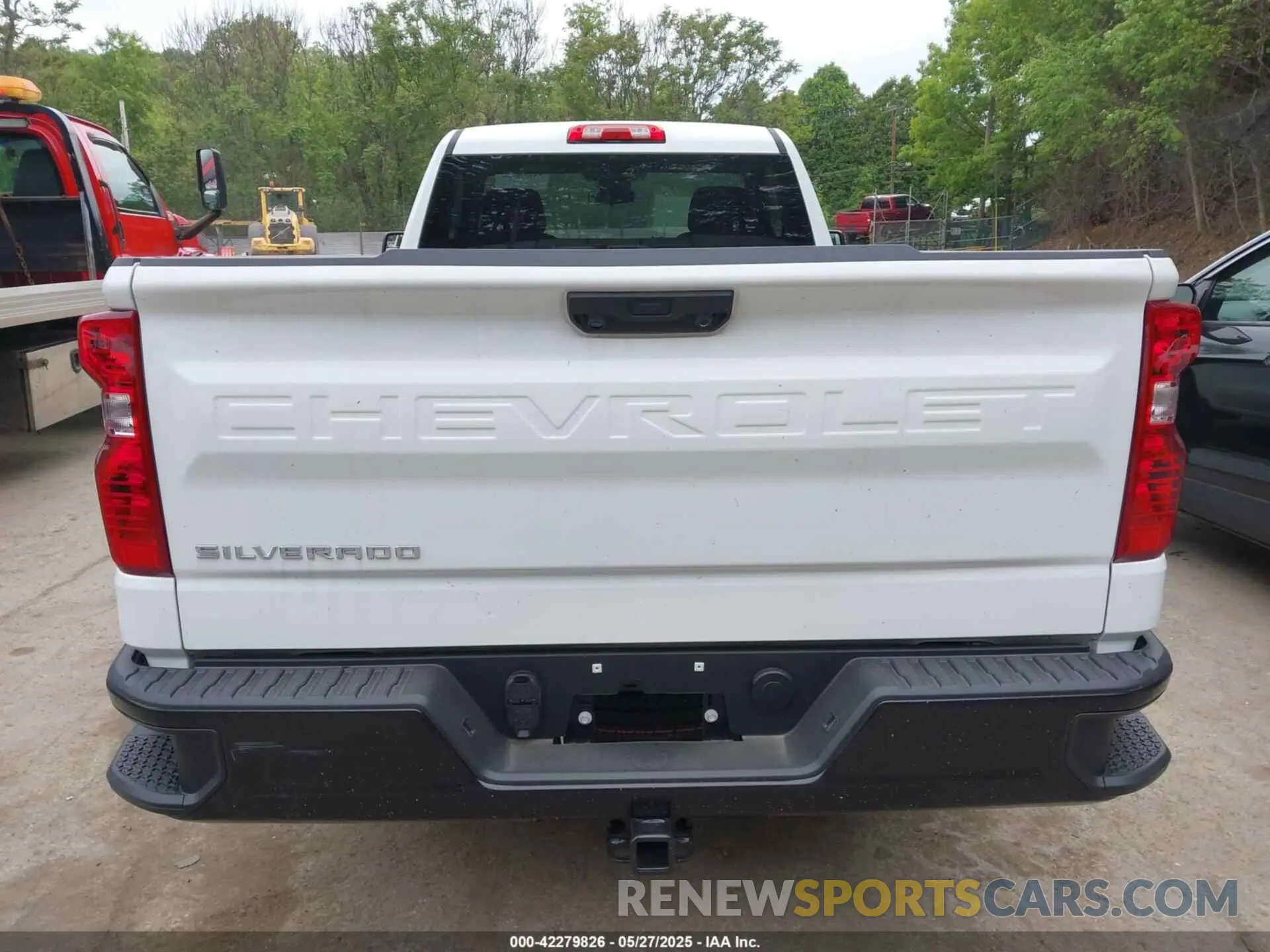 17 Photograph of a damaged car 3GCNKAED0SG137536 CHEVROLET SILVERADO 1500 2025