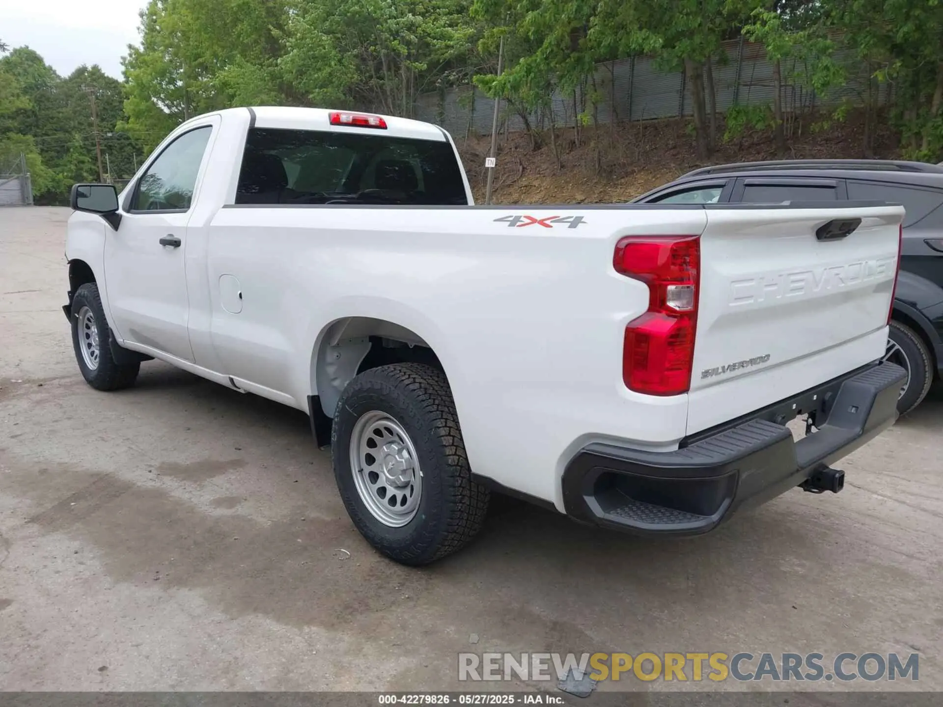 3 Photograph of a damaged car 3GCNKAED0SG137536 CHEVROLET SILVERADO 1500 2025
