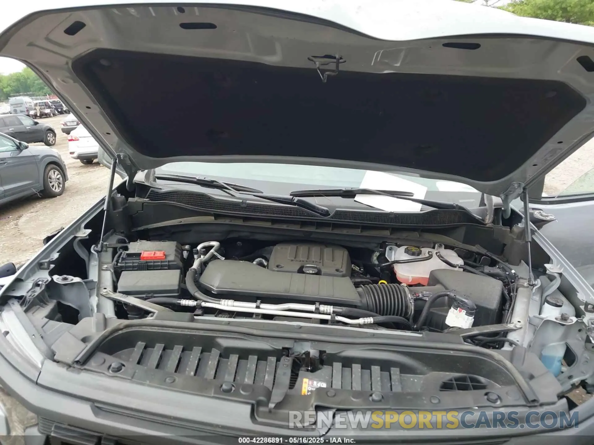 10 Photograph of a damaged car 3GCPKCEK5SG187190 CHEVROLET SILVERADO 1500 2025