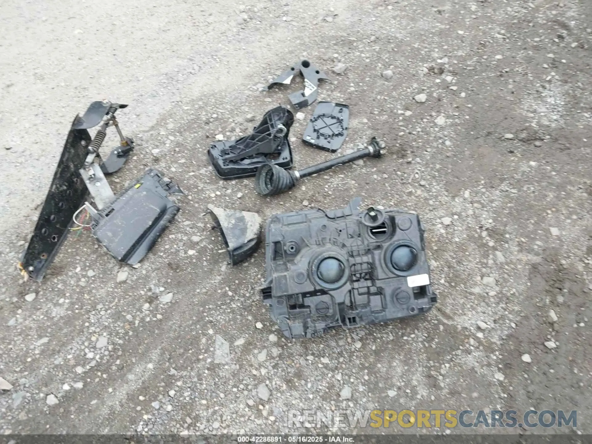 12 Photograph of a damaged car 3GCPKCEK5SG187190 CHEVROLET SILVERADO 1500 2025