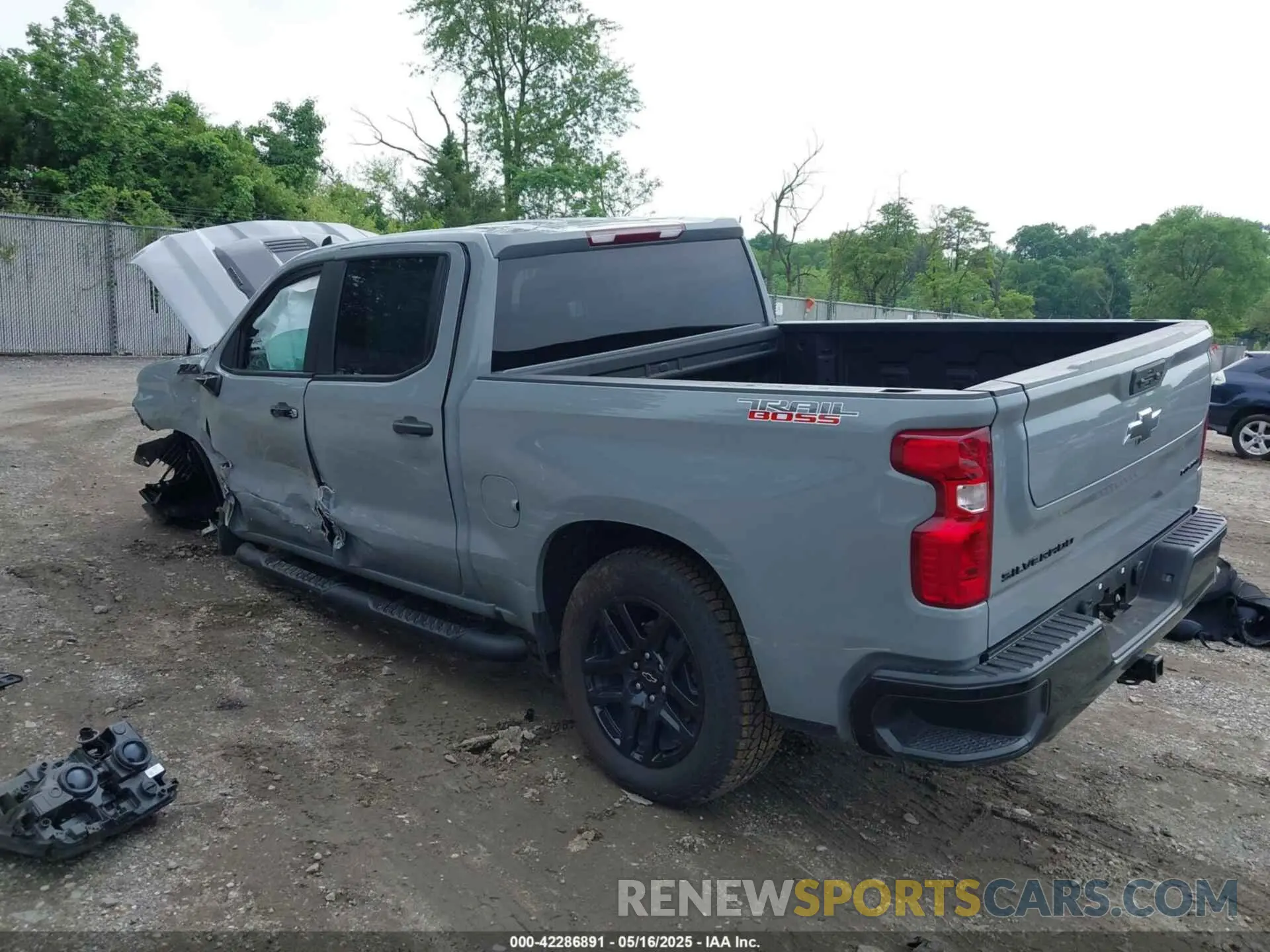 3 Photograph of a damaged car 3GCPKCEK5SG187190 CHEVROLET SILVERADO 1500 2025