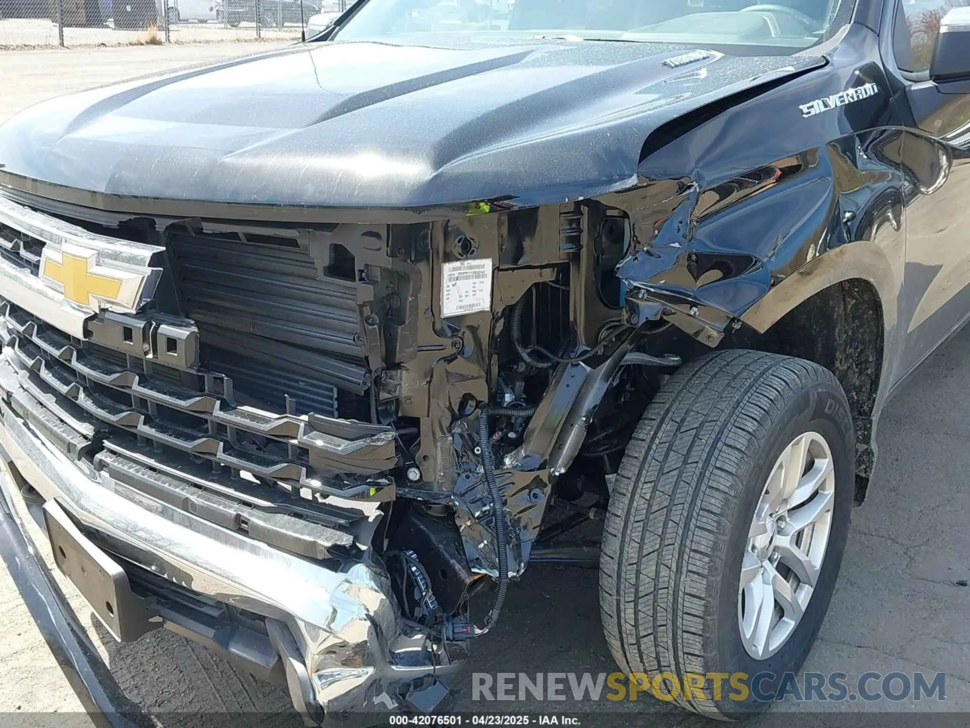 6 Photograph of a damaged car 3GCPKKEK7SG101078 CHEVROLET SILVERADO 1500 2025