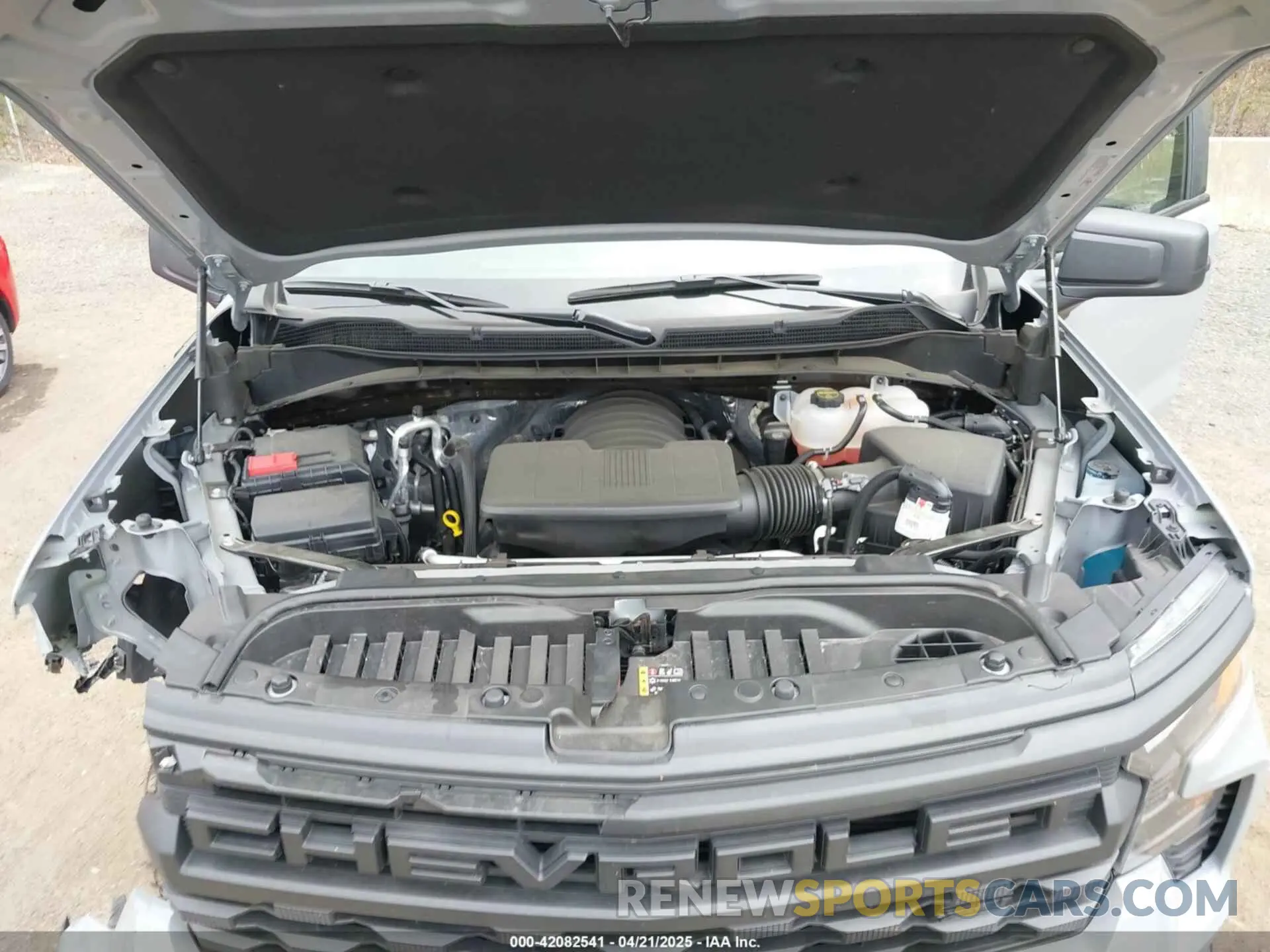 10 Photograph of a damaged car 3GCUKCED6SG110946 CHEVROLET SILVERADO 1500 2025