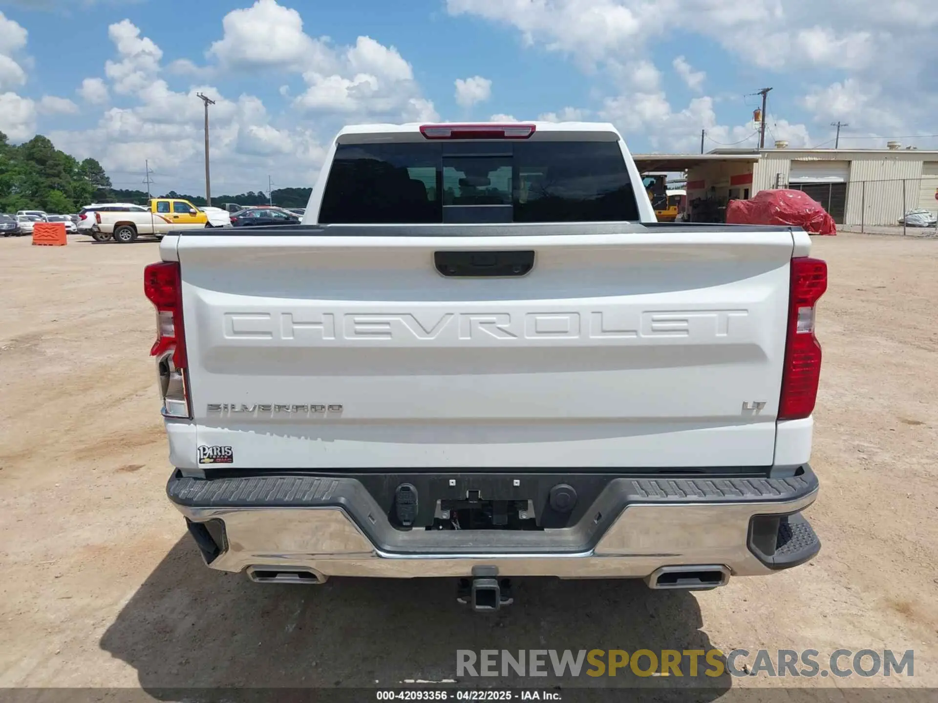 17 Photograph of a damaged car 3GCUKDE82SG115781 CHEVROLET SILVERADO 1500 2025
