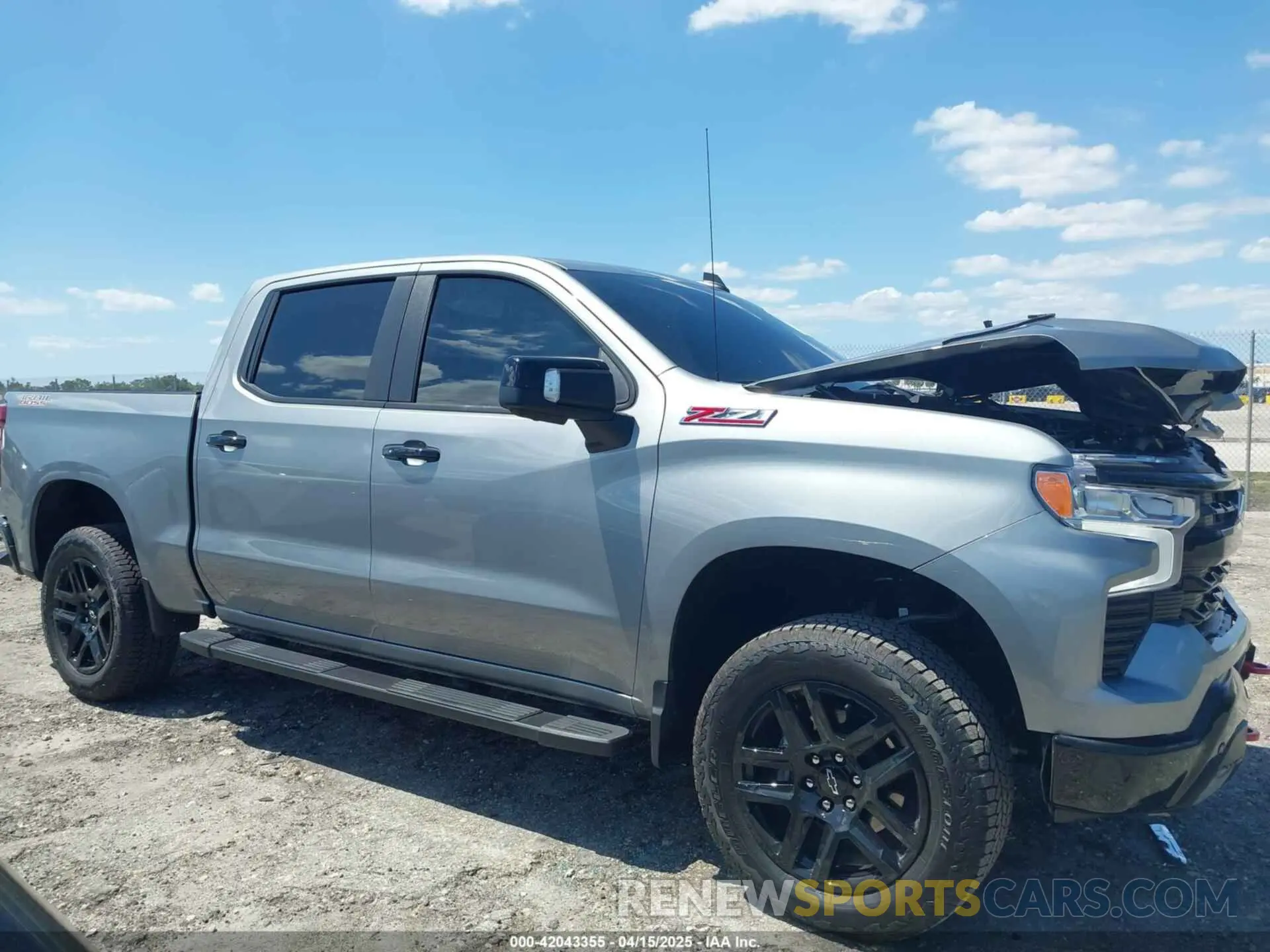 13 Photograph of a damaged car 3GCUKFE89SG231202 CHEVROLET SILVERADO 1500 2025