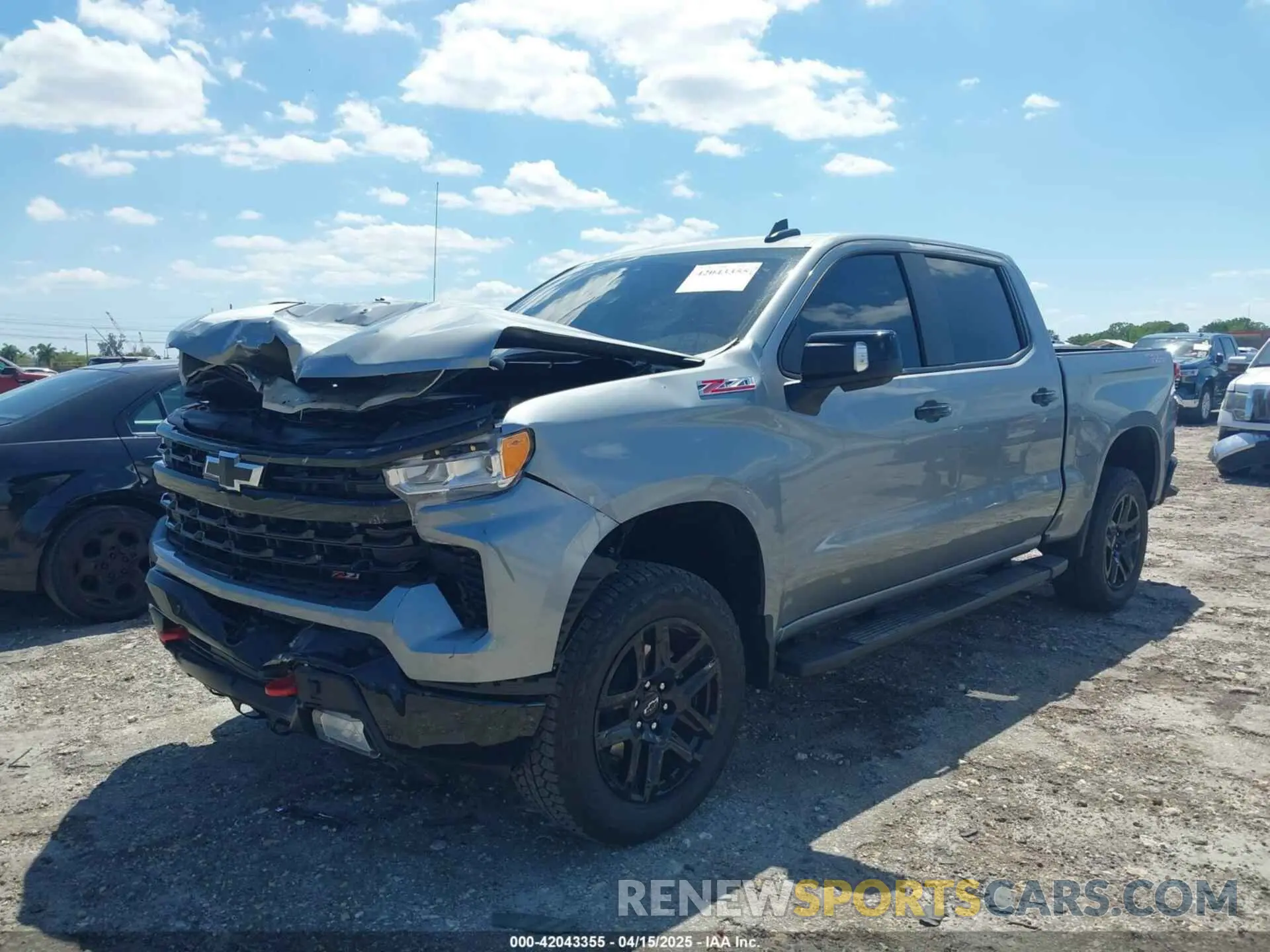 2 Photograph of a damaged car 3GCUKFE89SG231202 CHEVROLET SILVERADO 1500 2025