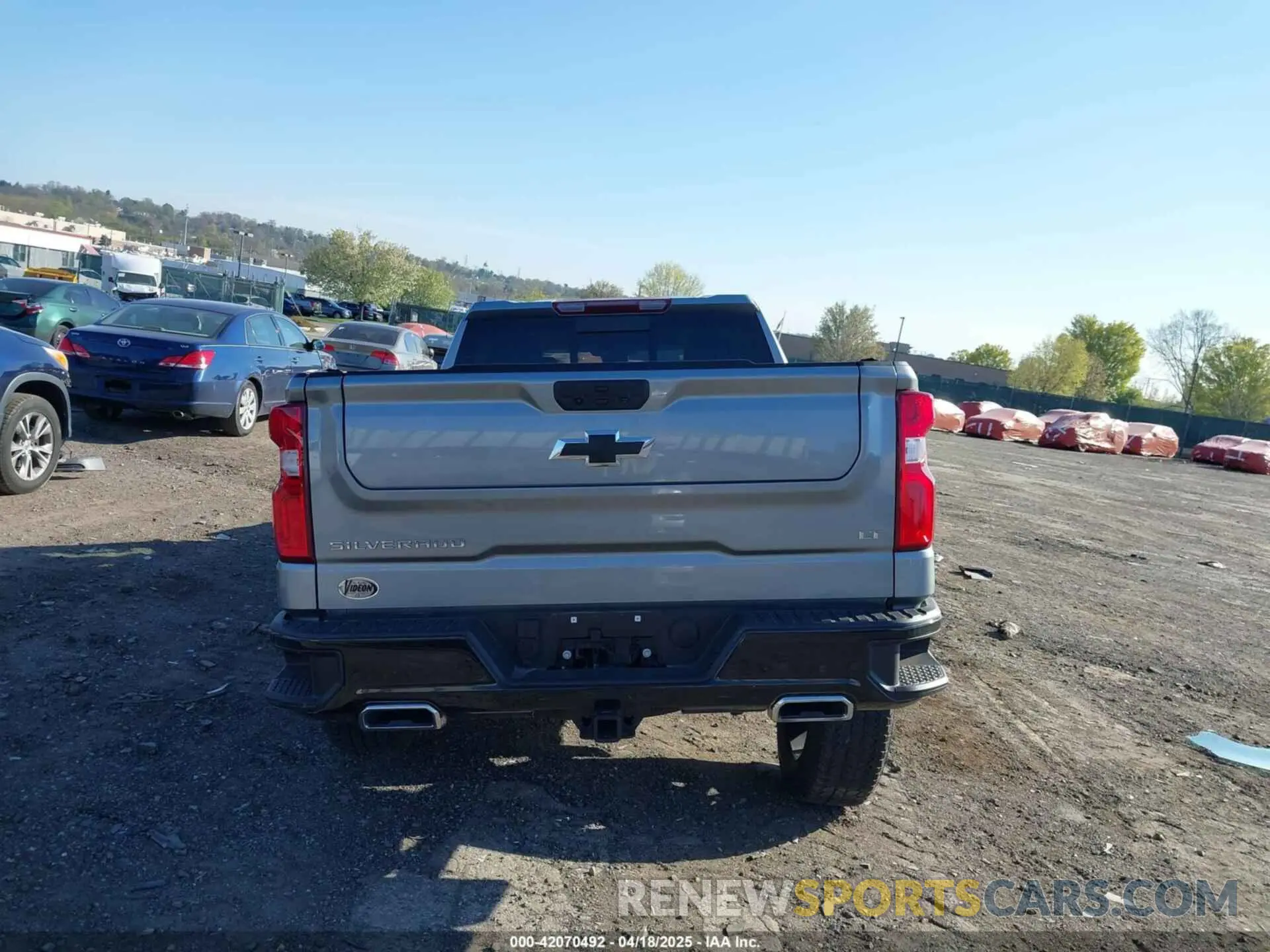 17 Photograph of a damaged car 3GCUKFED7SG169683 CHEVROLET SILVERADO 1500 2025