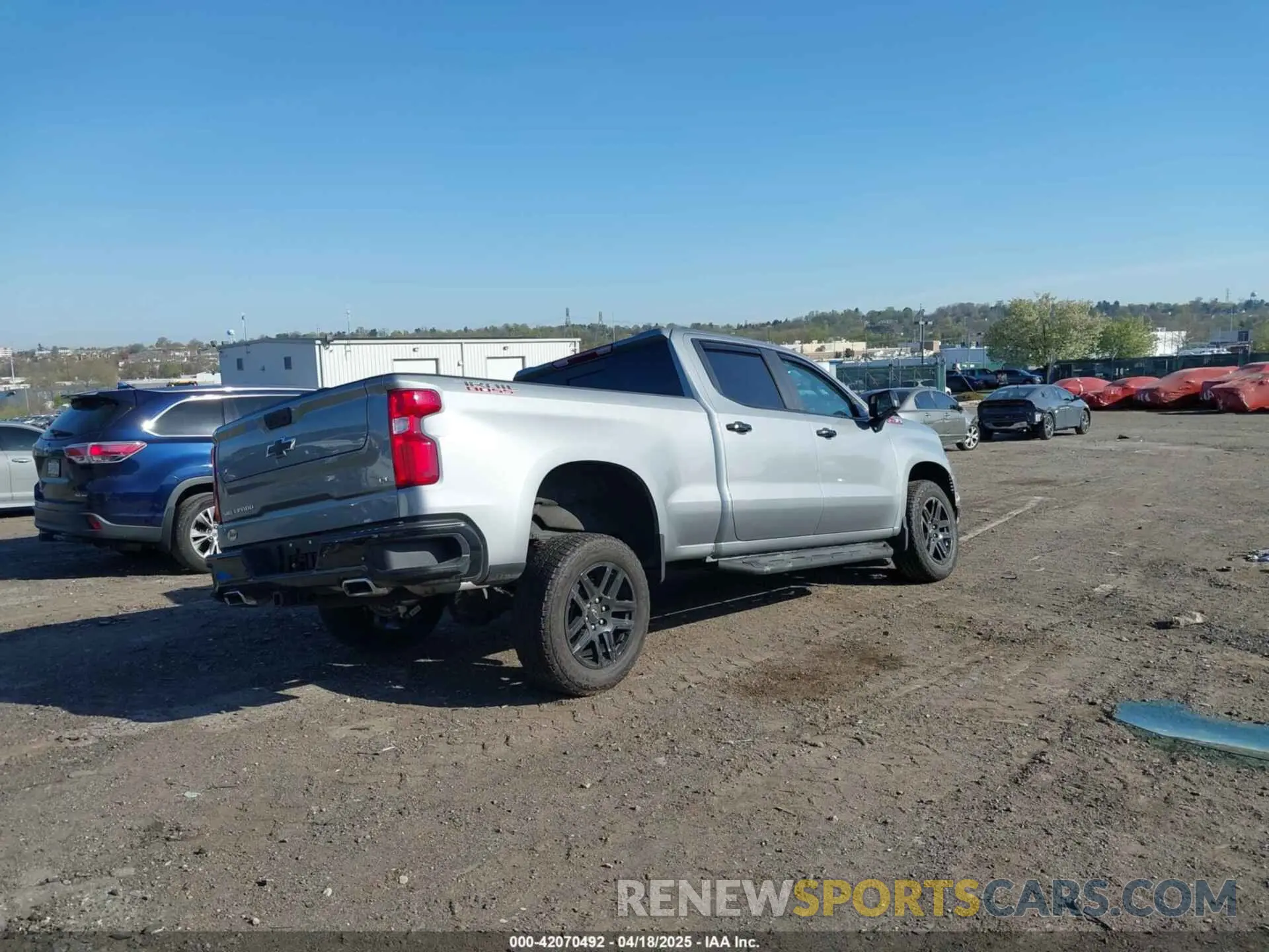 4 Photograph of a damaged car 3GCUKFED7SG169683 CHEVROLET SILVERADO 1500 2025