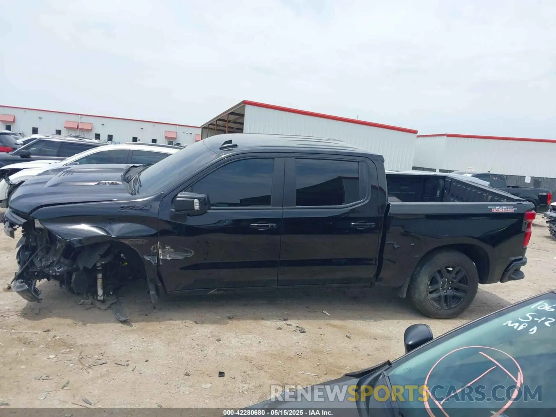 14 Photograph of a damaged car 3GCUKFEL1SG202071 CHEVROLET SILVERADO 1500 2025